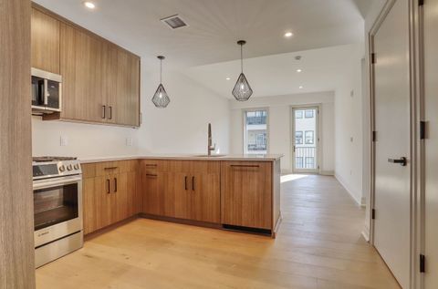 Condo For Sale - 921 Madison St #401<br/> Hoboken, NJ 07030