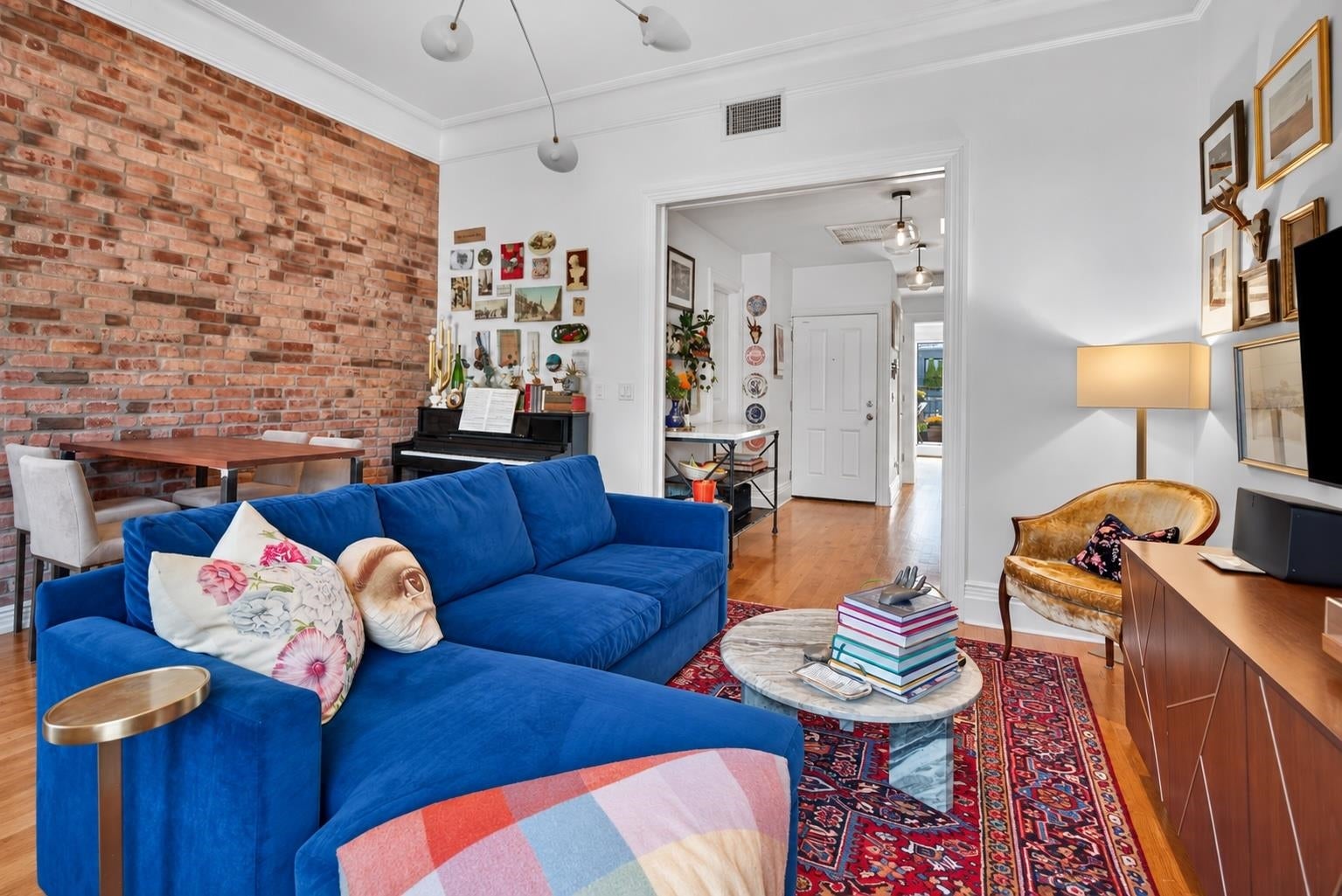 275 5TH ST 3