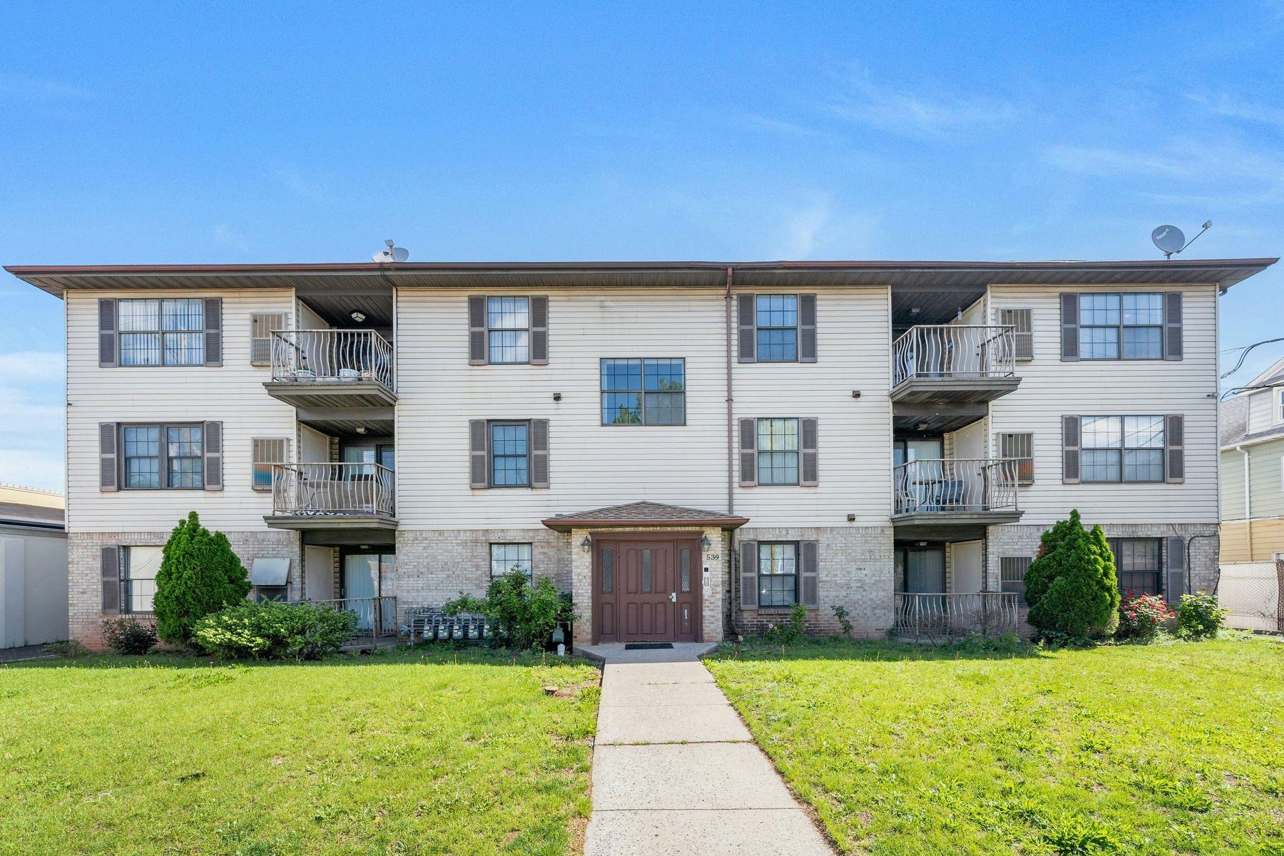 539 Bayway Circle #2C, ELIZABETH, New Jersey image 1