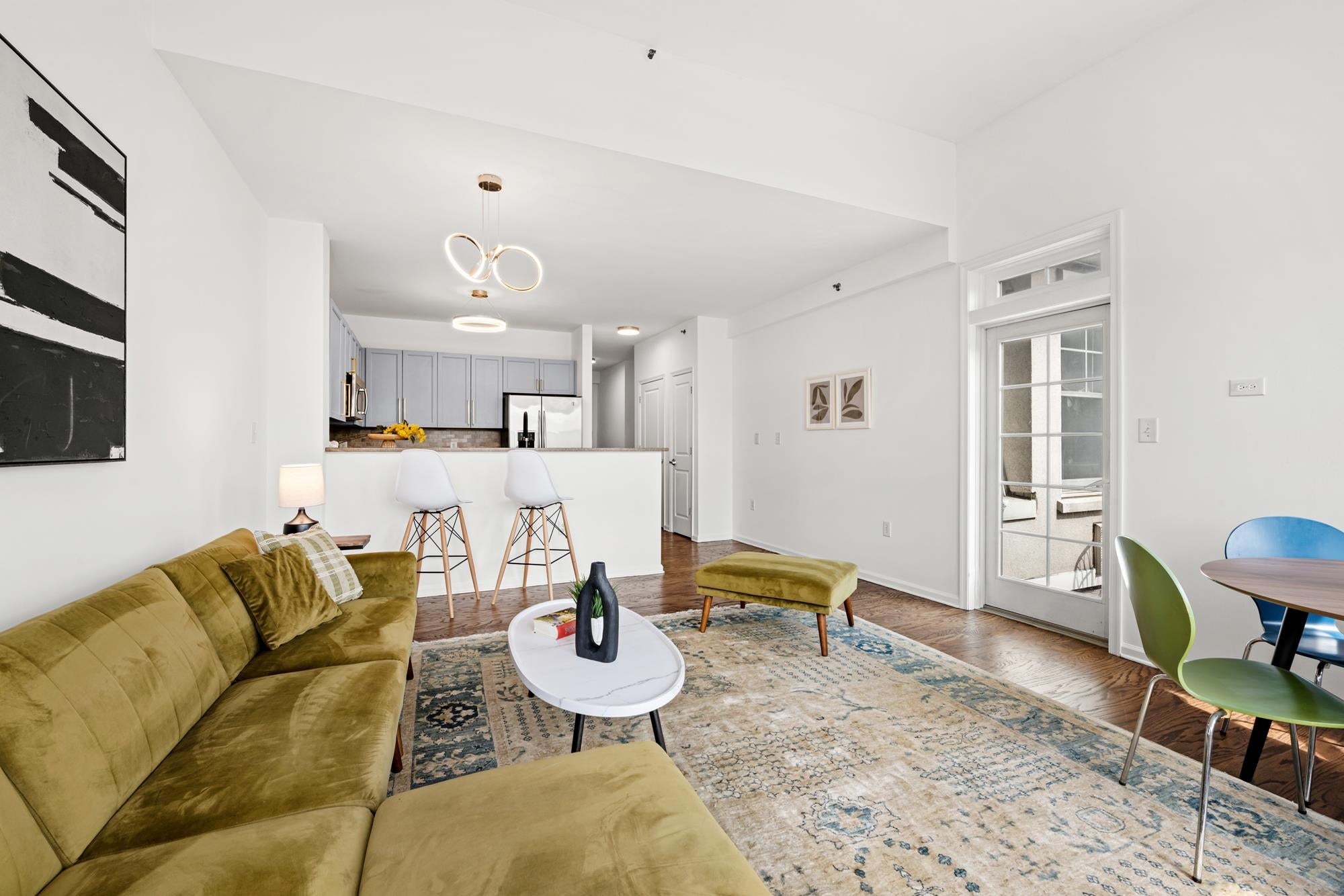 15 FREEDOM WAY 401