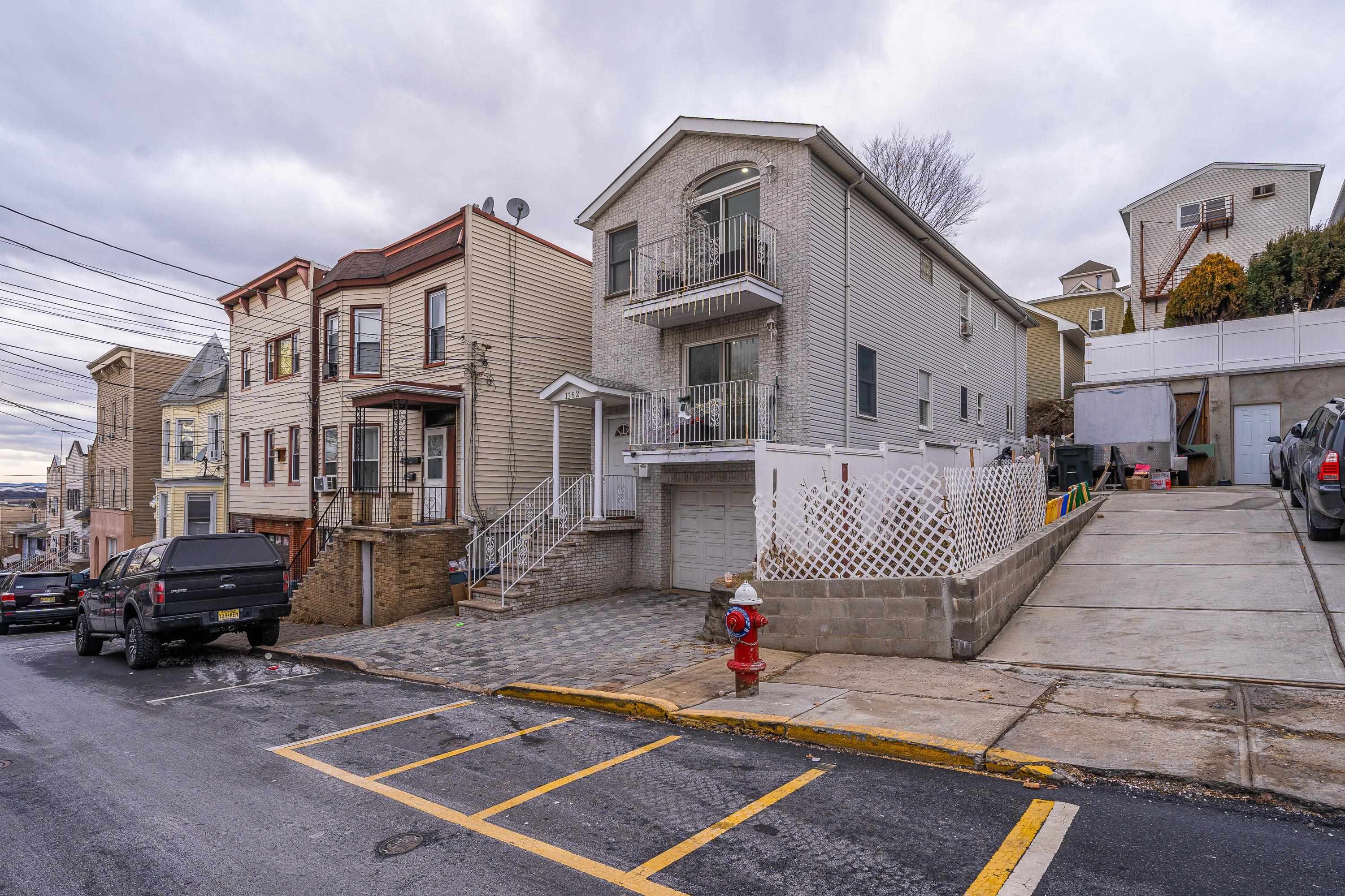 1162 50th St, North Bergen, New Jersey image 3