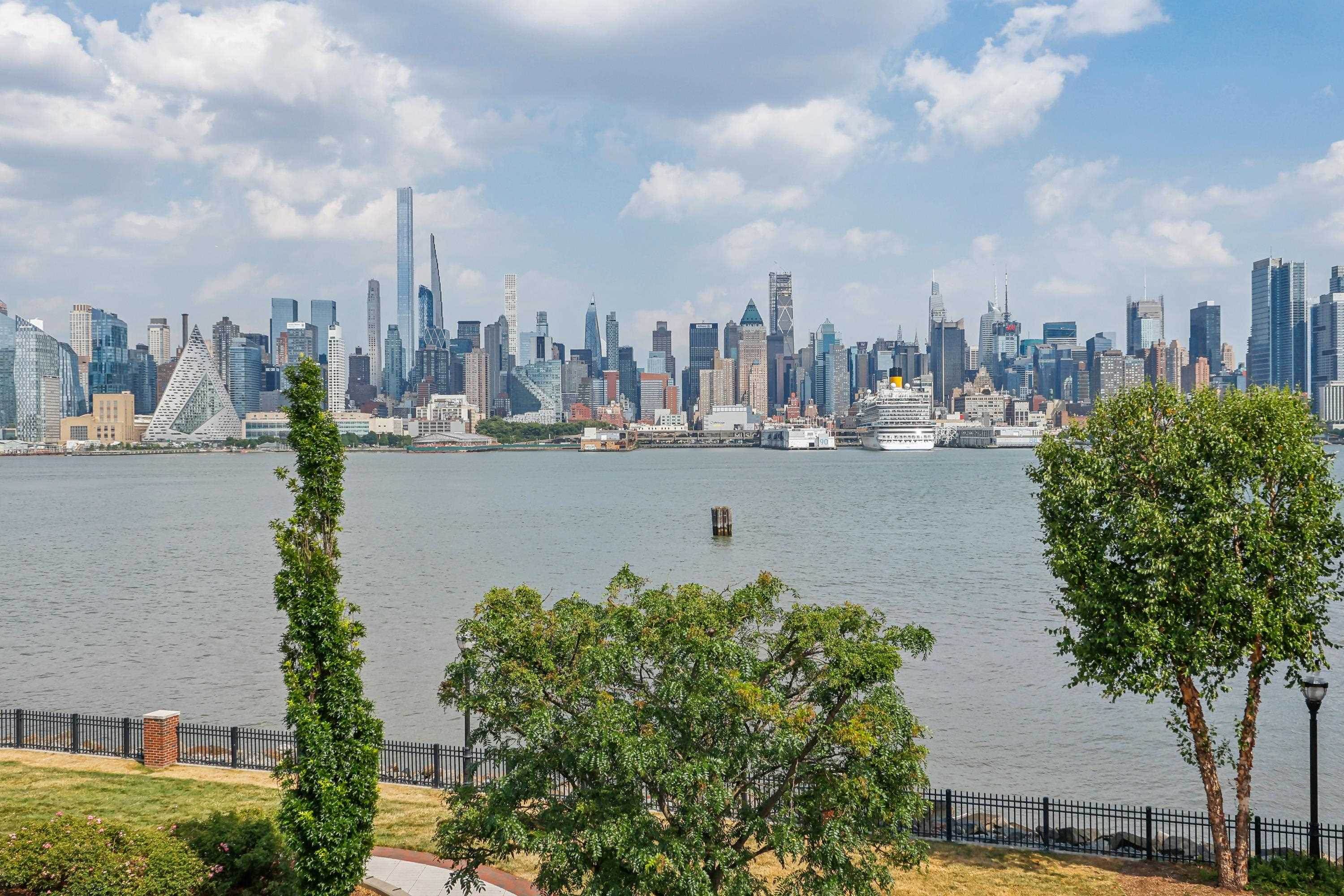 1000 Avenue At Port Imperial #515, Weehawken, New Jersey image 29