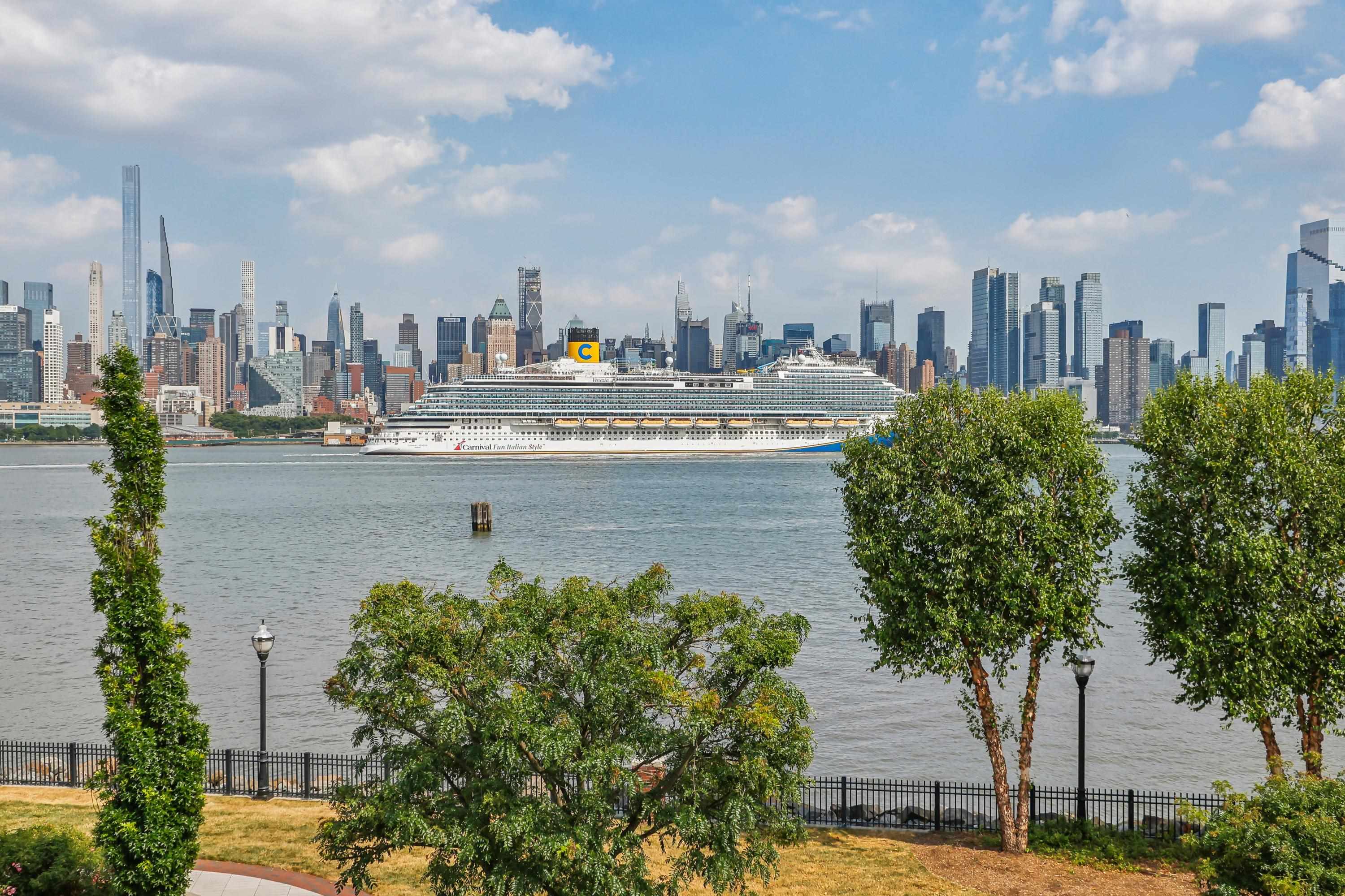 1000 Avenue At Port Imperial #515, Weehawken, New Jersey image 47