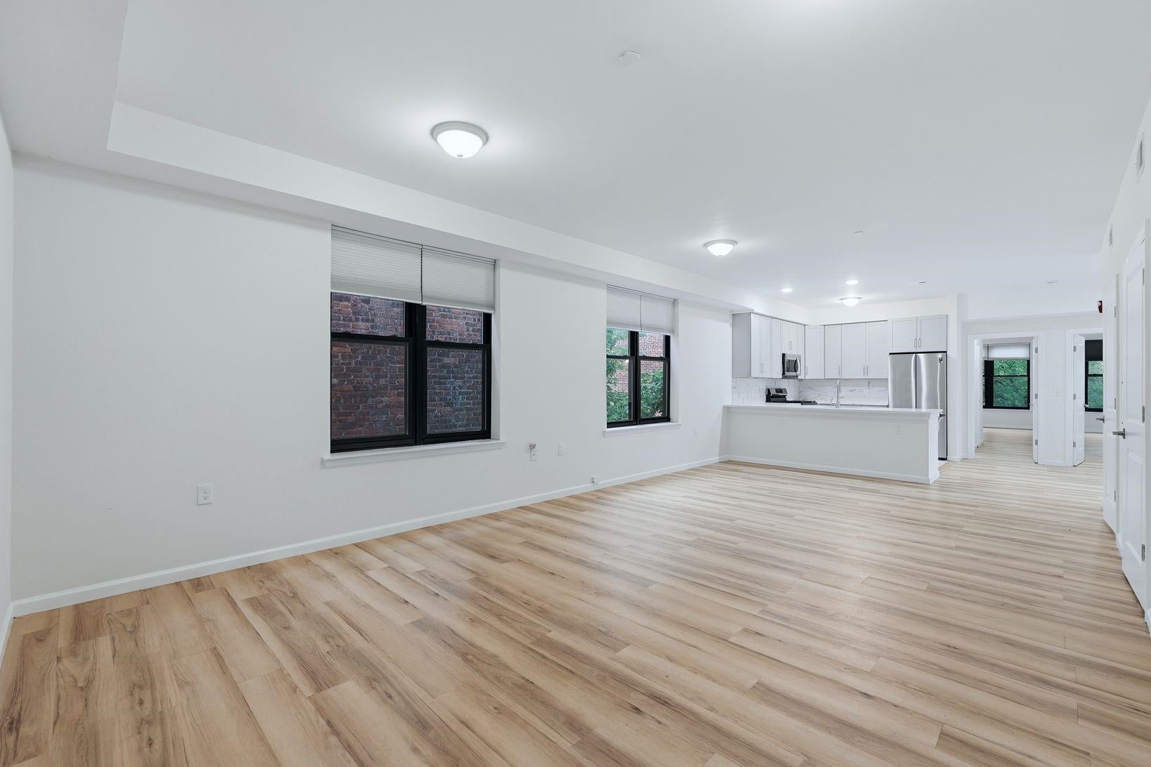 145 BERGEN AVE