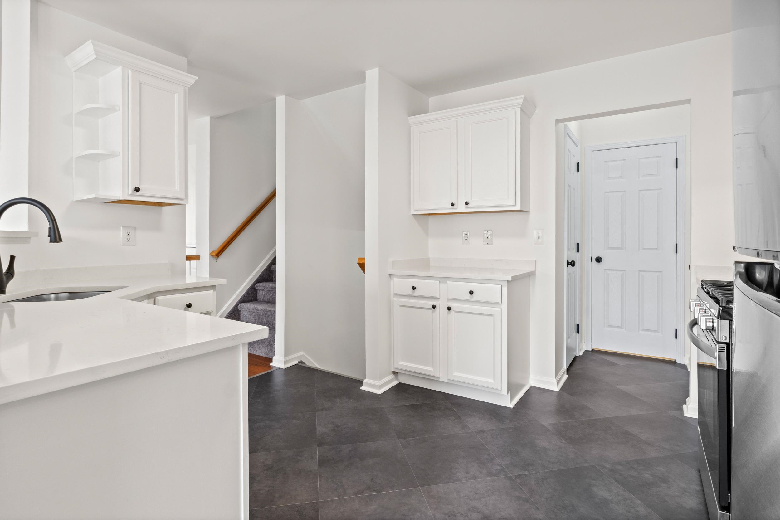 14 Boatworks Dr, Bayonne, New Jersey image 6