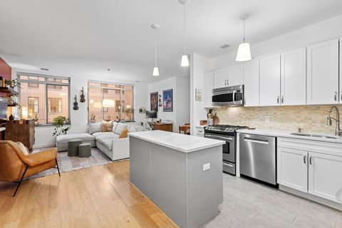 Condo For Rent - 25 Mcwilliams Pl<br/> Jersey City, NJ 07302