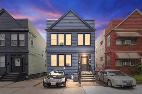 Multifamily For Sale - 156 Randolph Ave<br/> Jersey City, NJ 07305