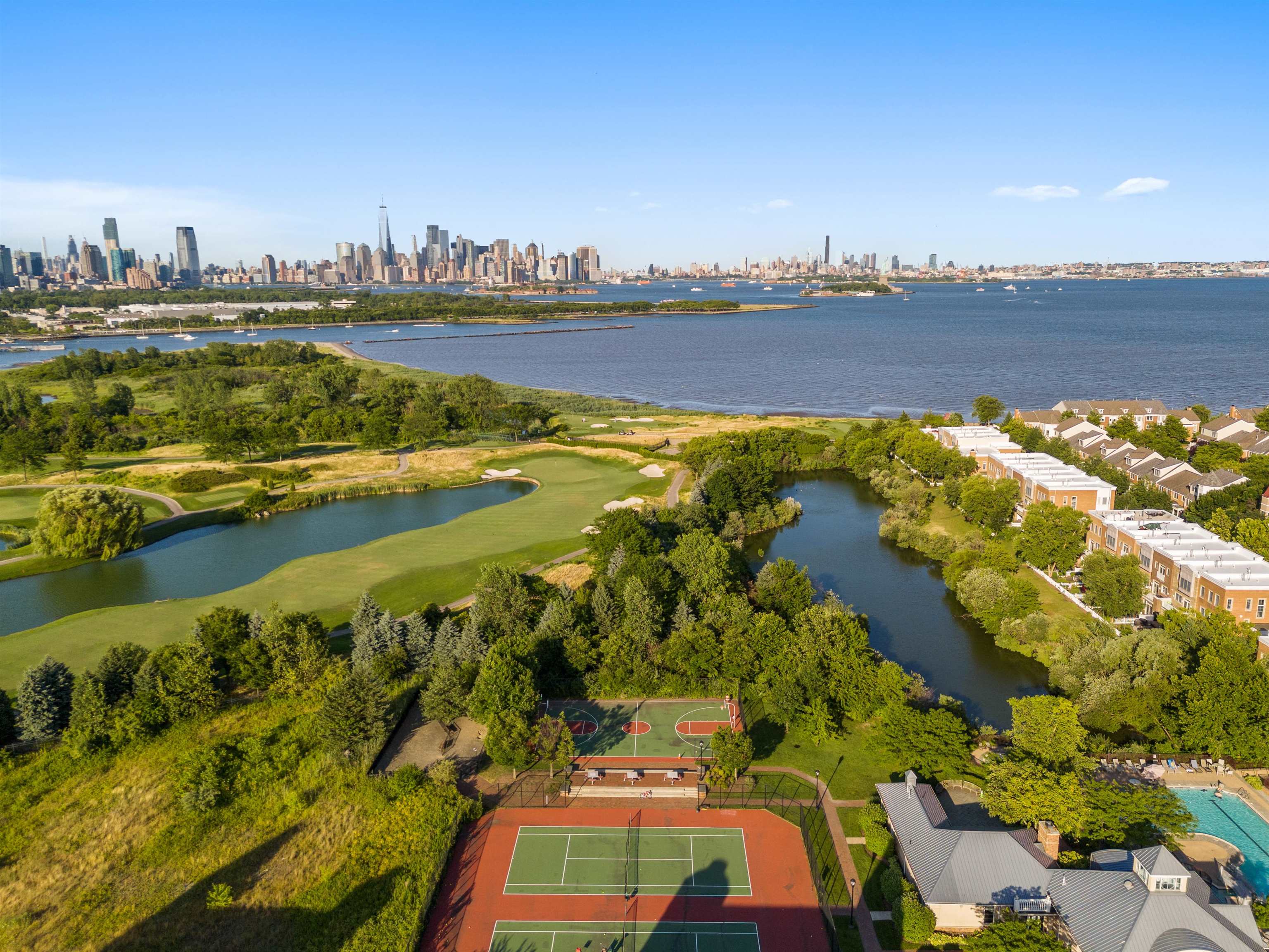 111 Shearwater Ct East Ct #21, Jersey City, New Jersey image 26