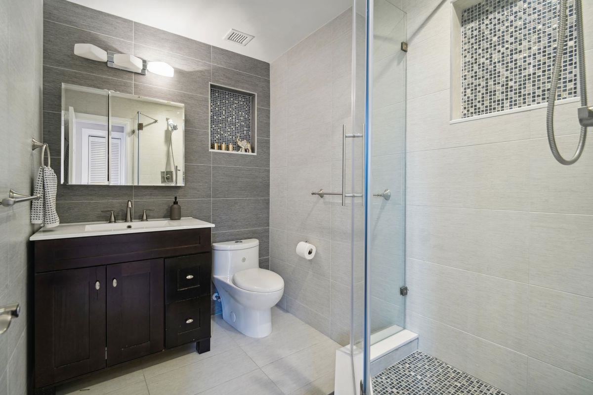 111 Shearwater Ct East Ct #21, Jersey City, New Jersey image 13