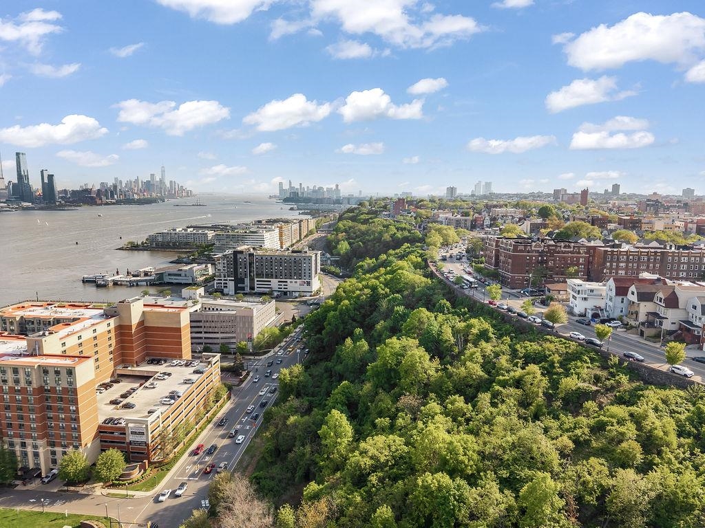 1055 Blvd East #E5/E6, Weehawken, New Jersey image 46