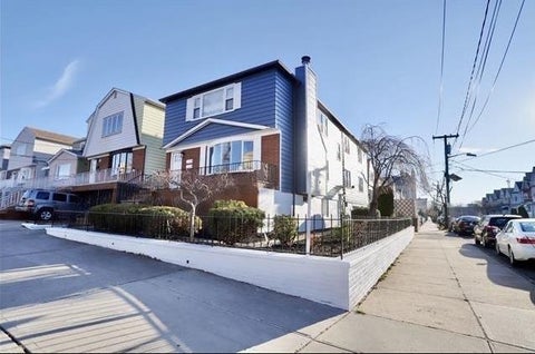 Homes For Rent - 728 Kennedy Blvd #2<br/> Bayonne, NJ 07002