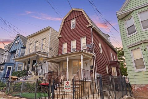 Multifamily For Sale - 44 Dwight St<br/> Jersey City, NJ 07305