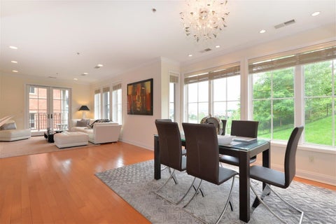 Condo For Rent - 3 Moorings Lane<br/> Bergen County, Edgewater, NJ 07020