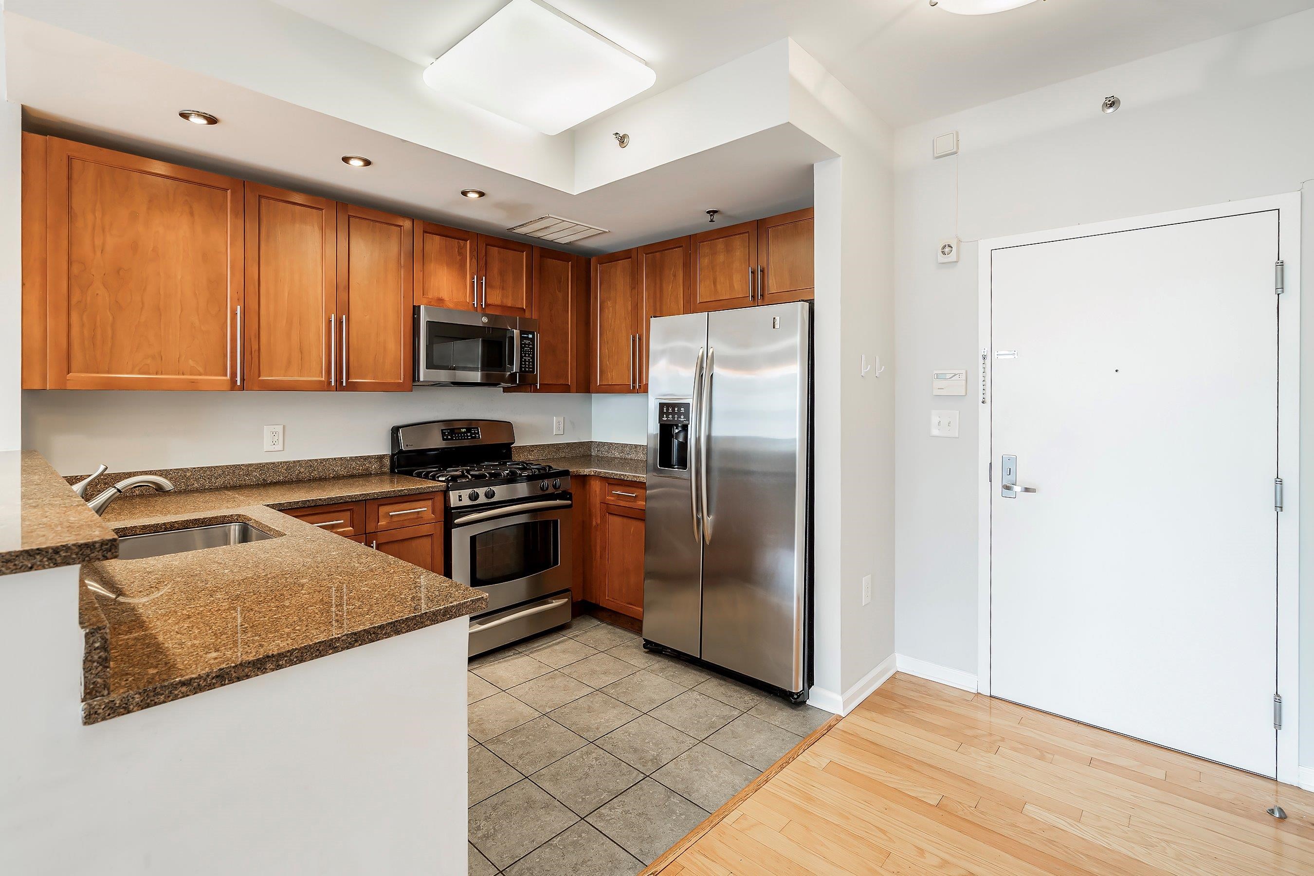 15 Enterprise Ct #406, Jersey City, New Jersey image 6