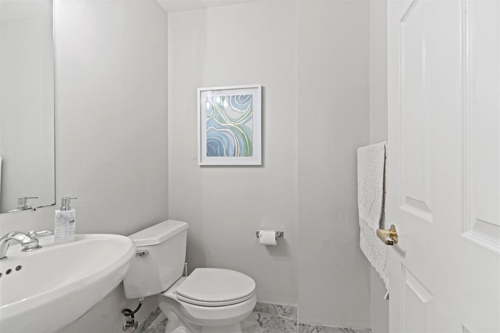 206 Shearwater Ct West #74, Jersey City, New Jersey image 5