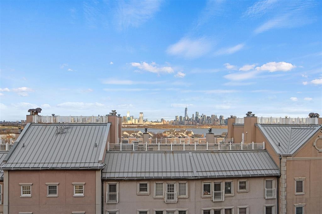 206 Shearwater Ct West #74, Jersey City, New Jersey image 4