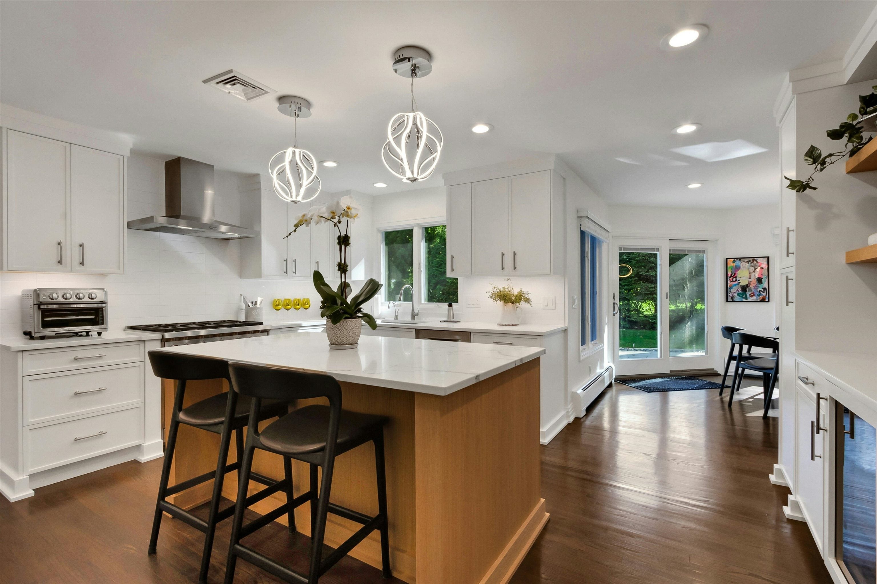 545 MILLER RD