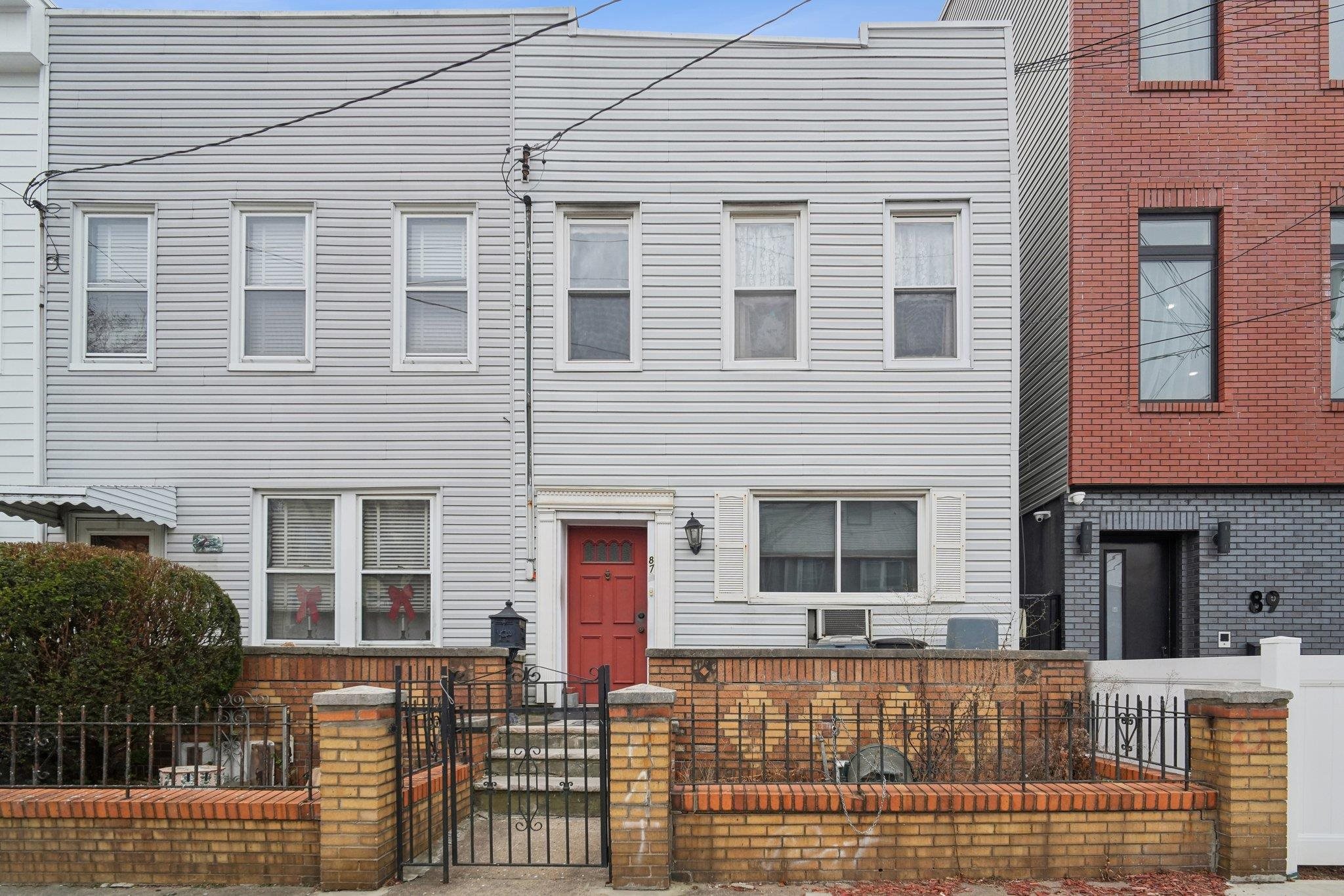 87 Lincoln St, Jersey City, New Jersey image 1