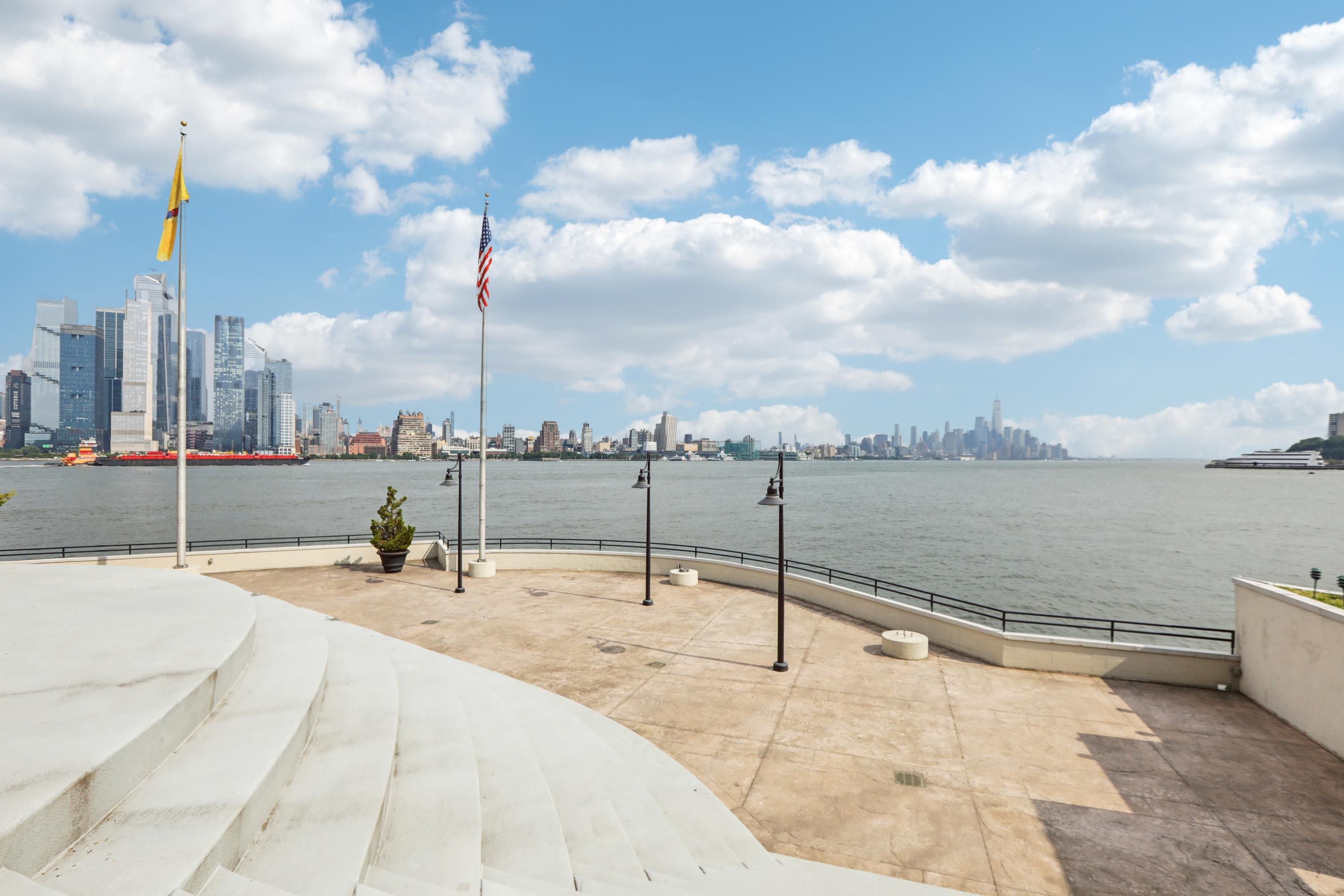 600 Harbor Blvd #981, Weehawken, New Jersey image 26