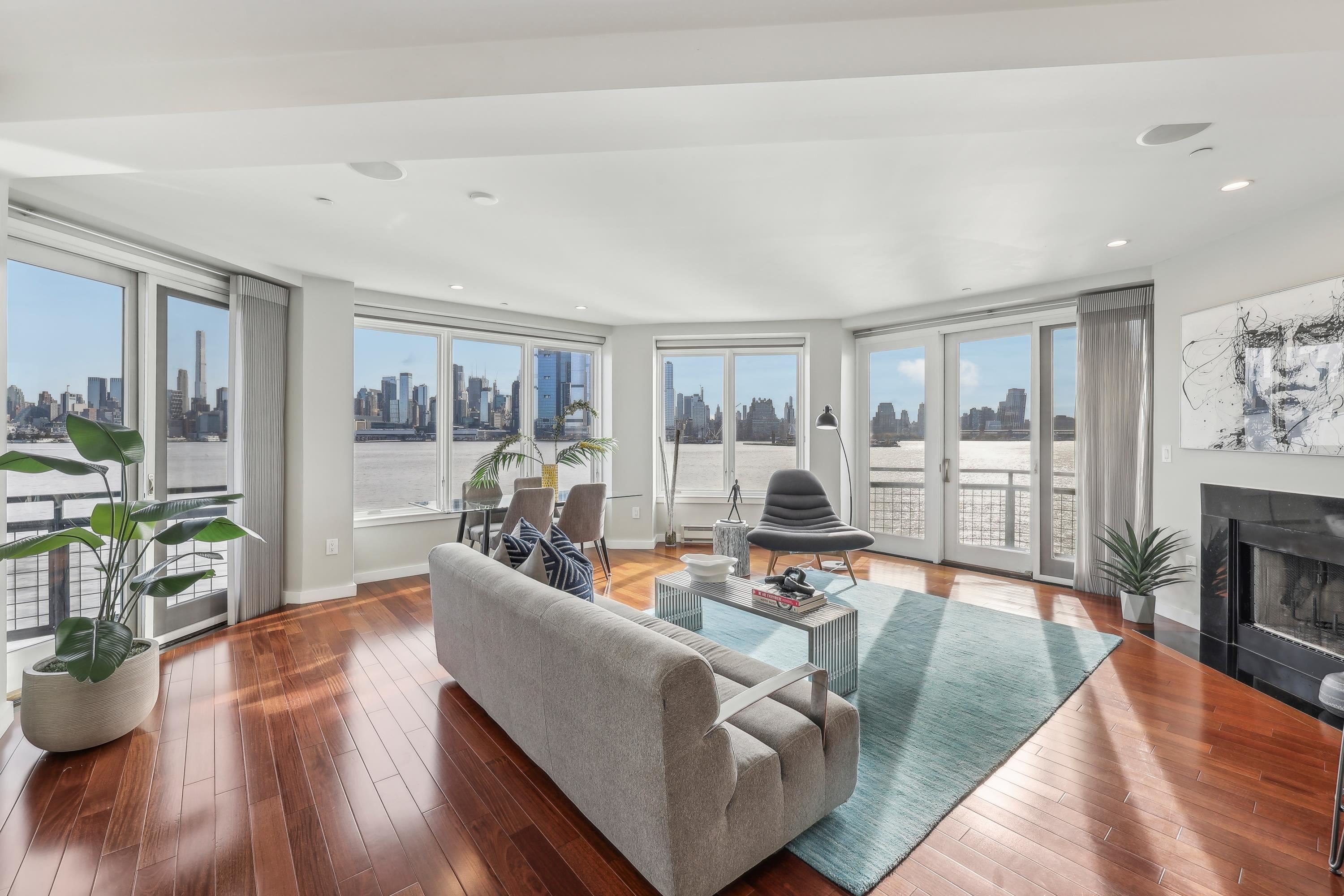 600 Harbor Blvd #981, Weehawken, New Jersey image 1