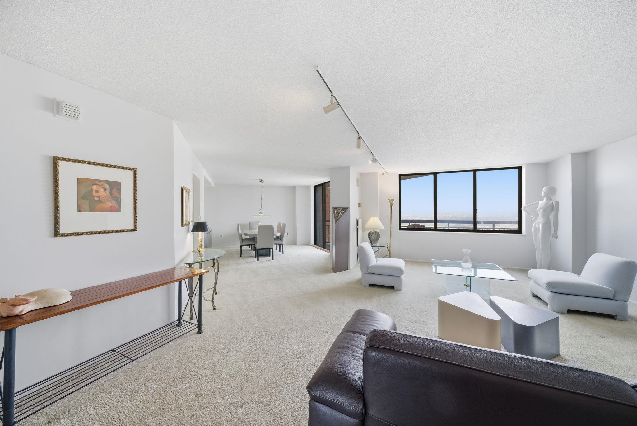 2103 HARMON COVE TOWER 2103