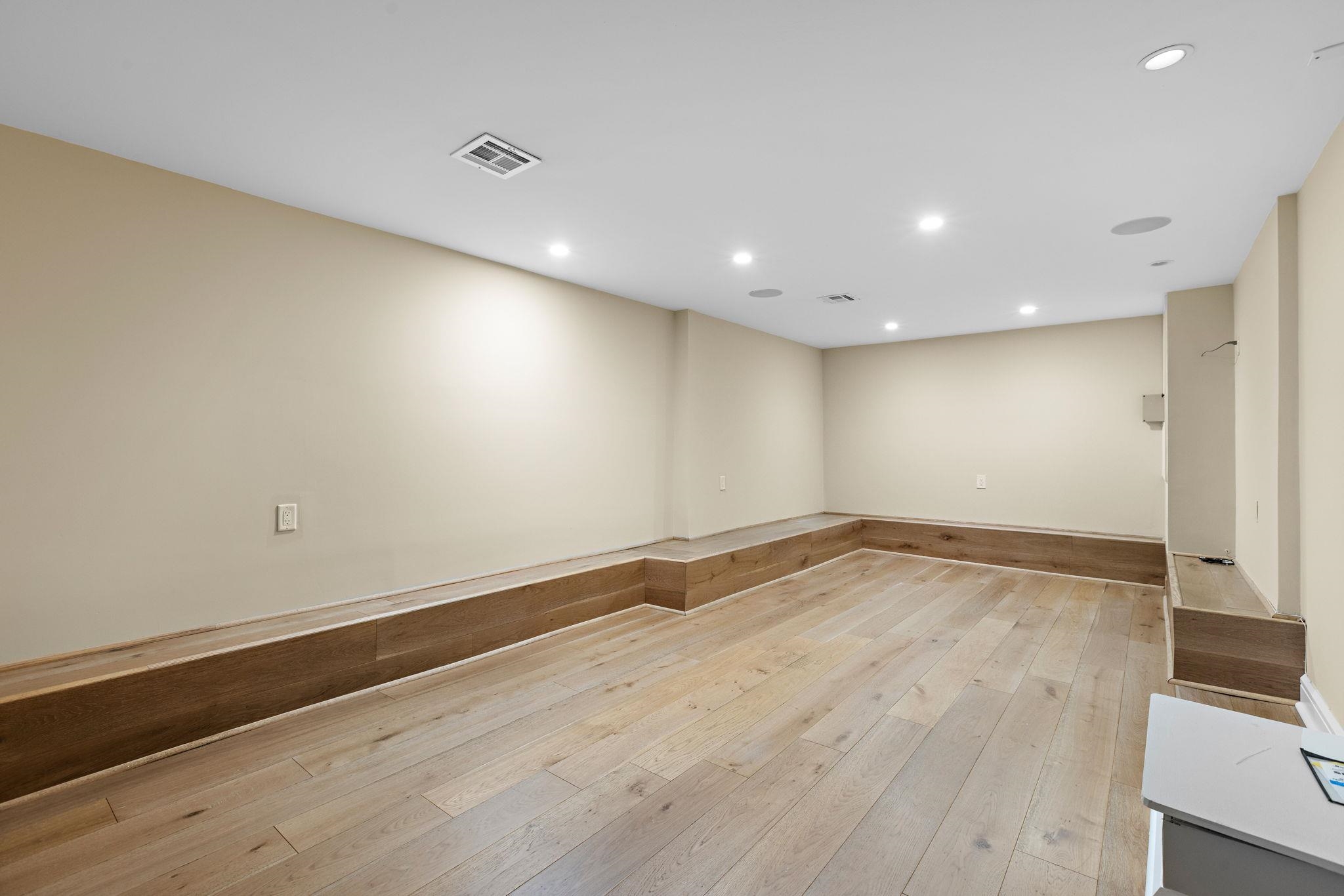 526 Hudson St, Hoboken, New Jersey image 26
