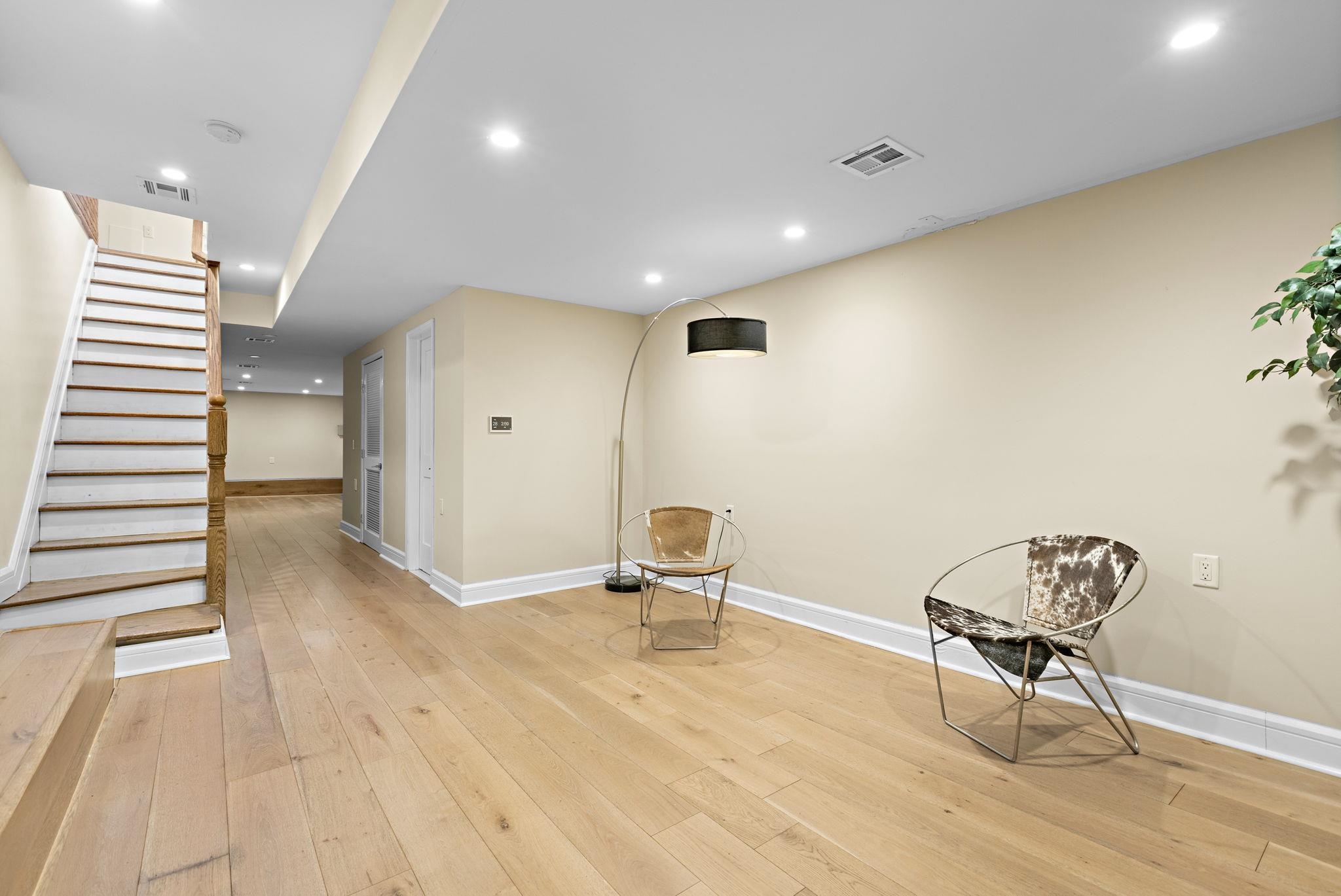 526 Hudson St, Hoboken, New Jersey image 25