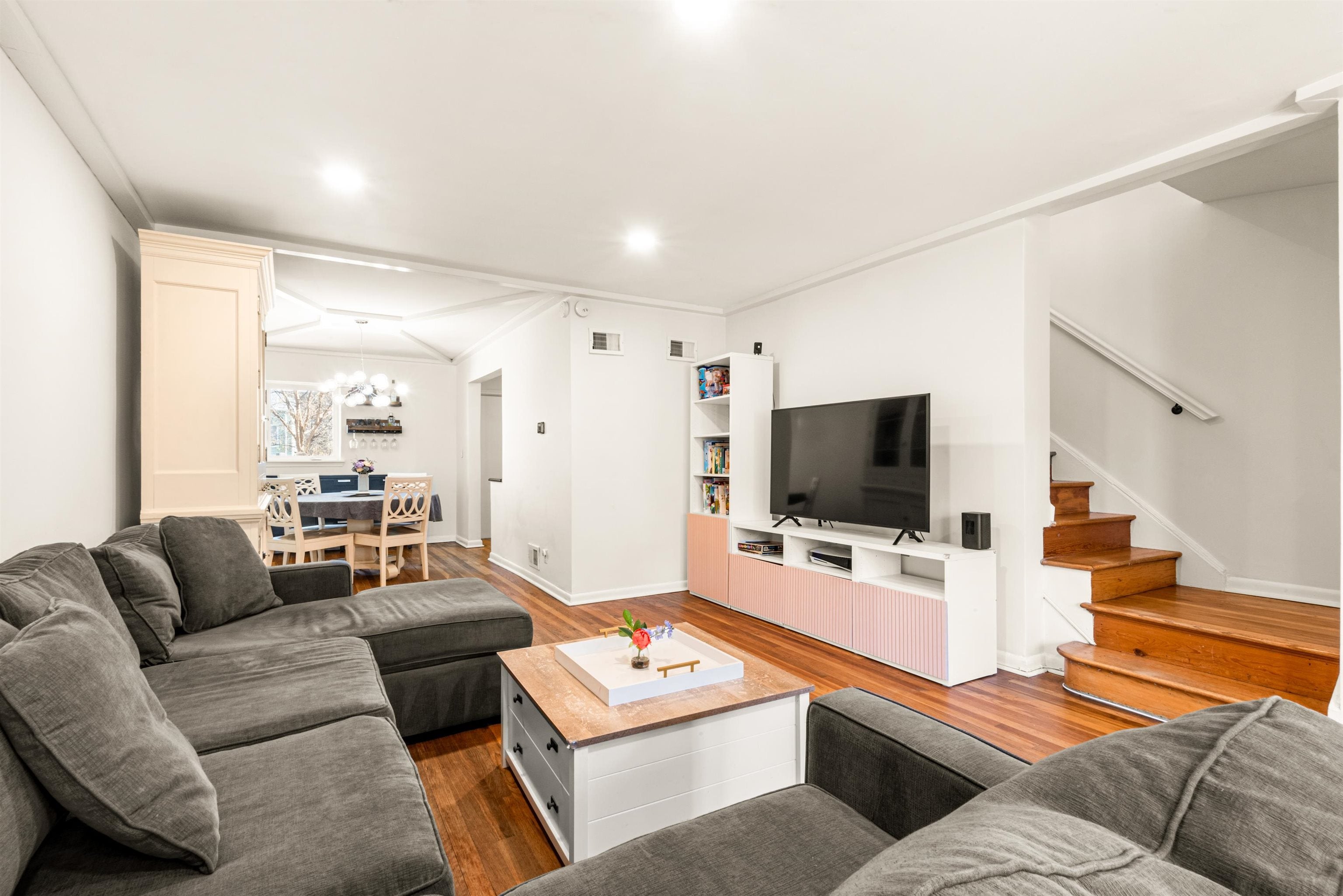 Search Homes 1 398 FAIRMOUNT AVE