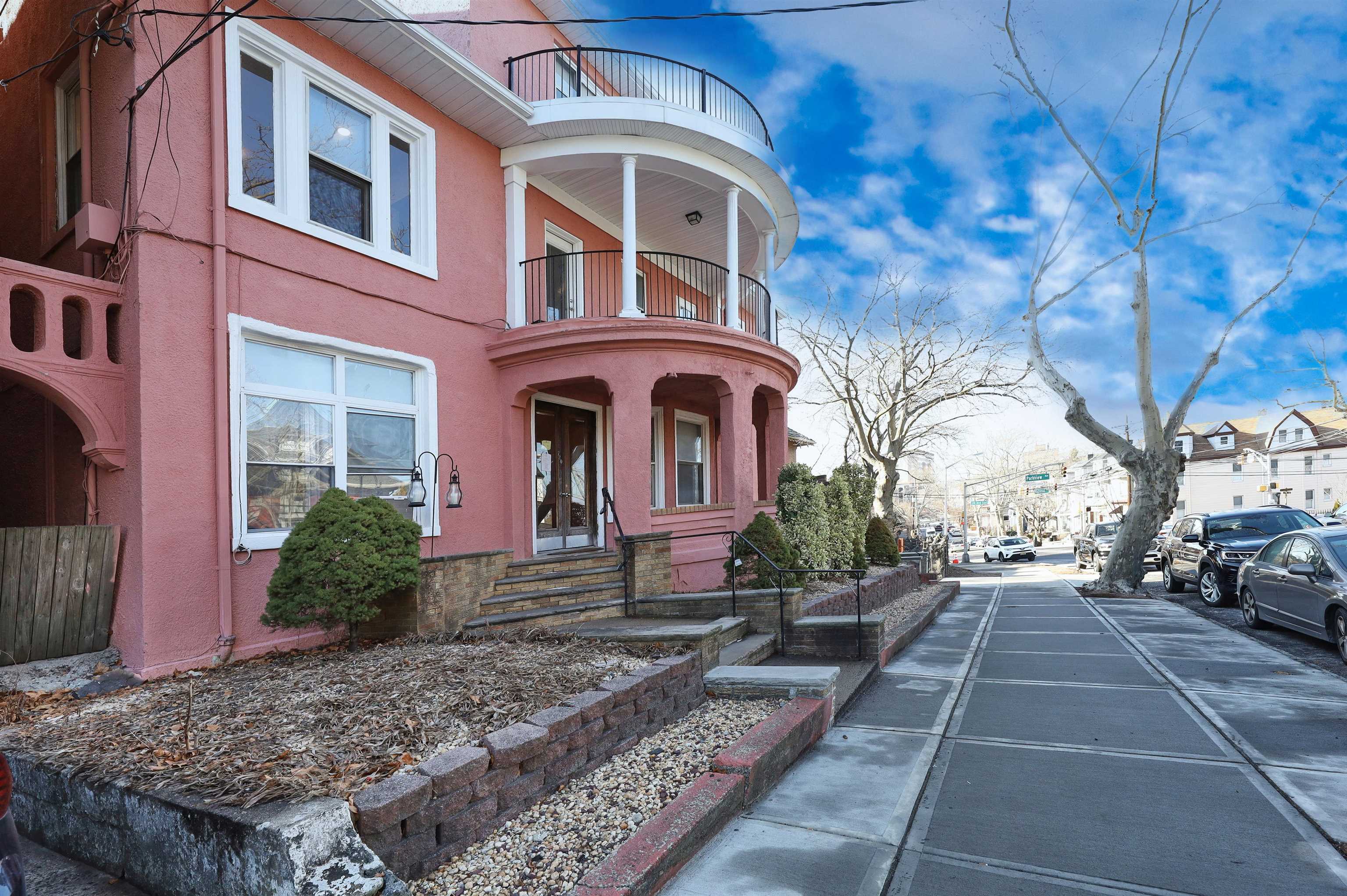 720 Blvd East #2E, Weehawken, New Jersey image 2