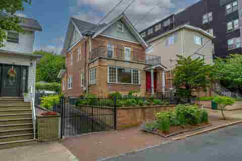 Homes For Sale - 17 77th St<br/> North Bergen, NJ 07047