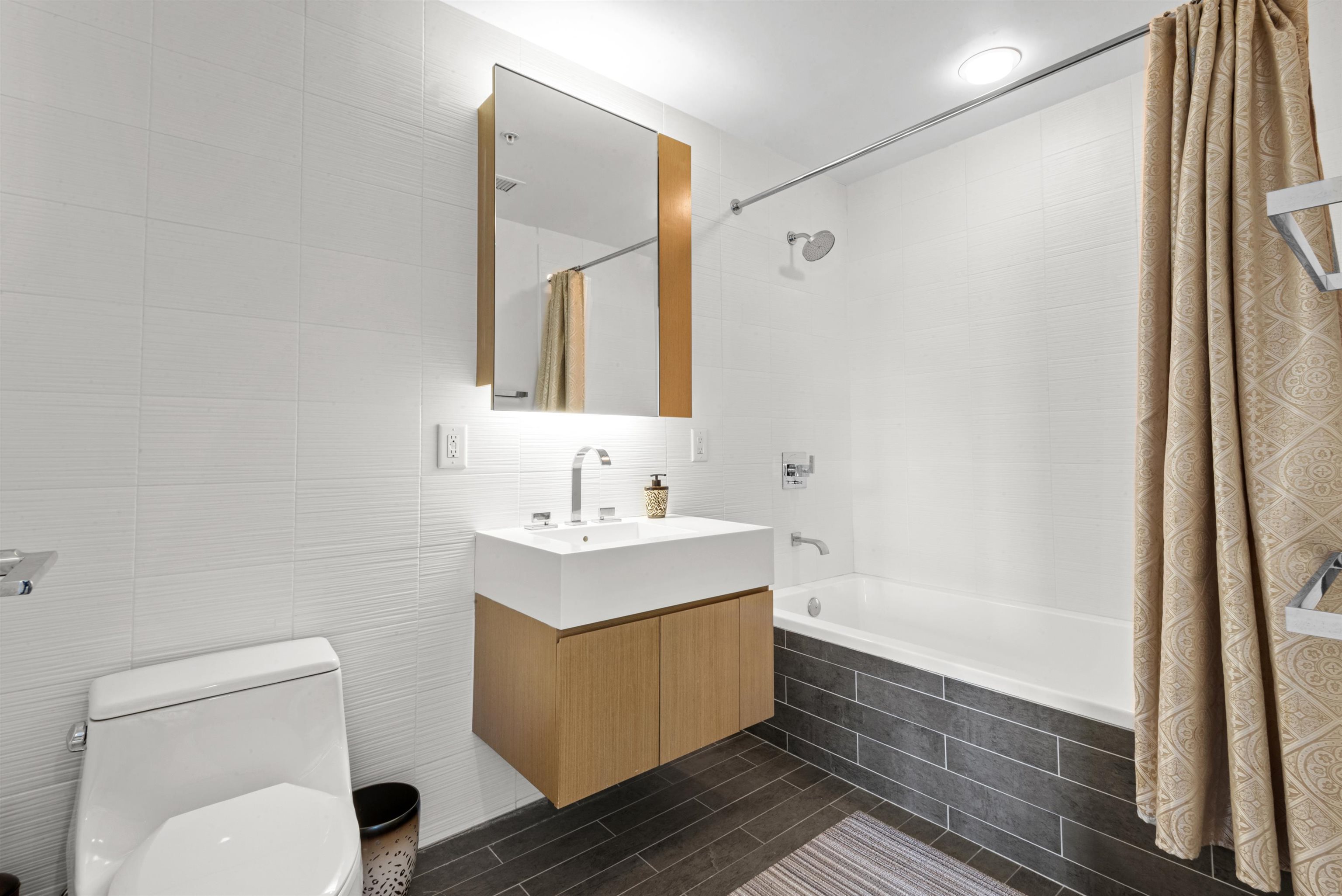 77 HUDSON ST PH 4806