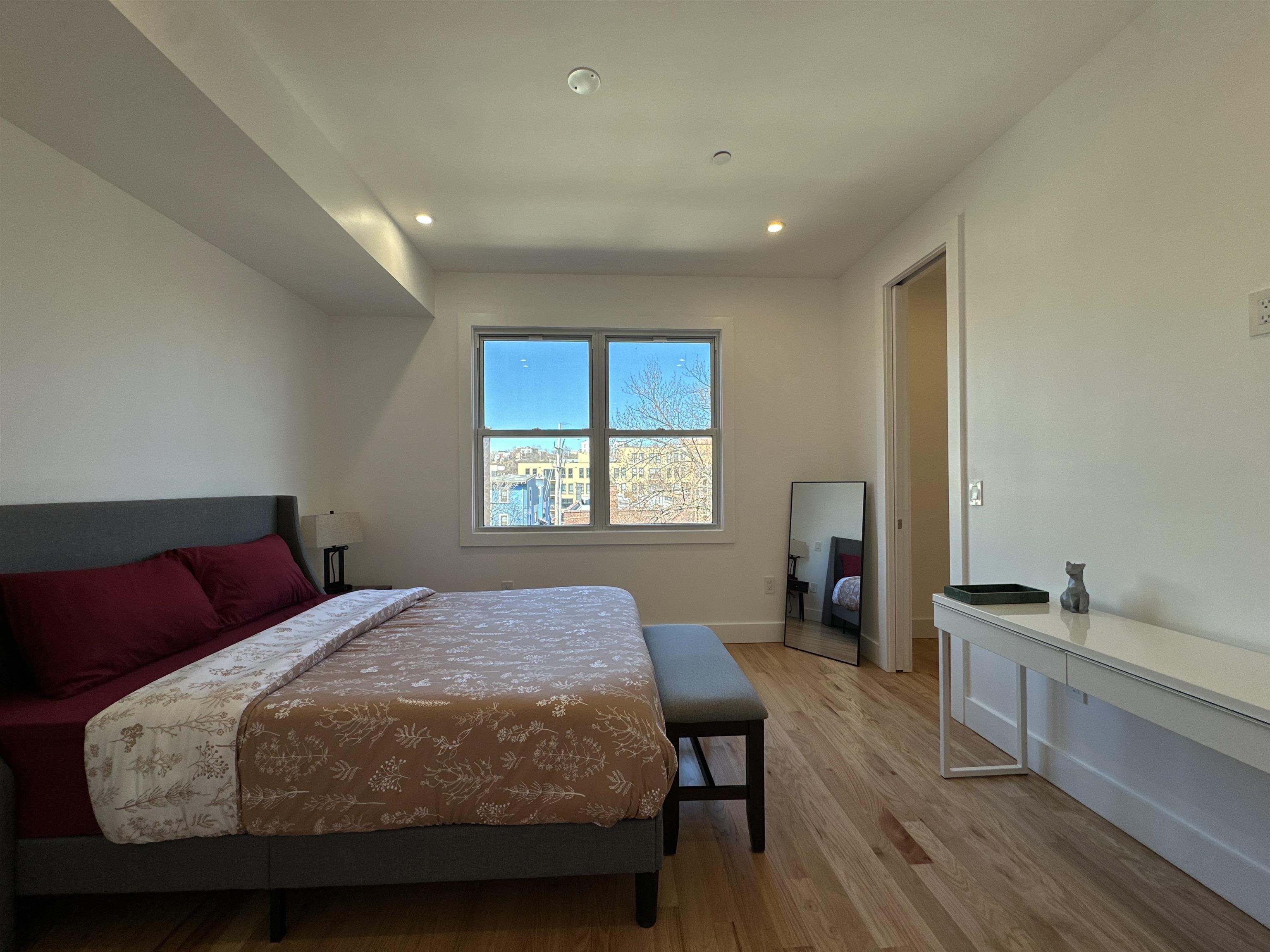 90 Monroe St #2, Hoboken, New Jersey image 31