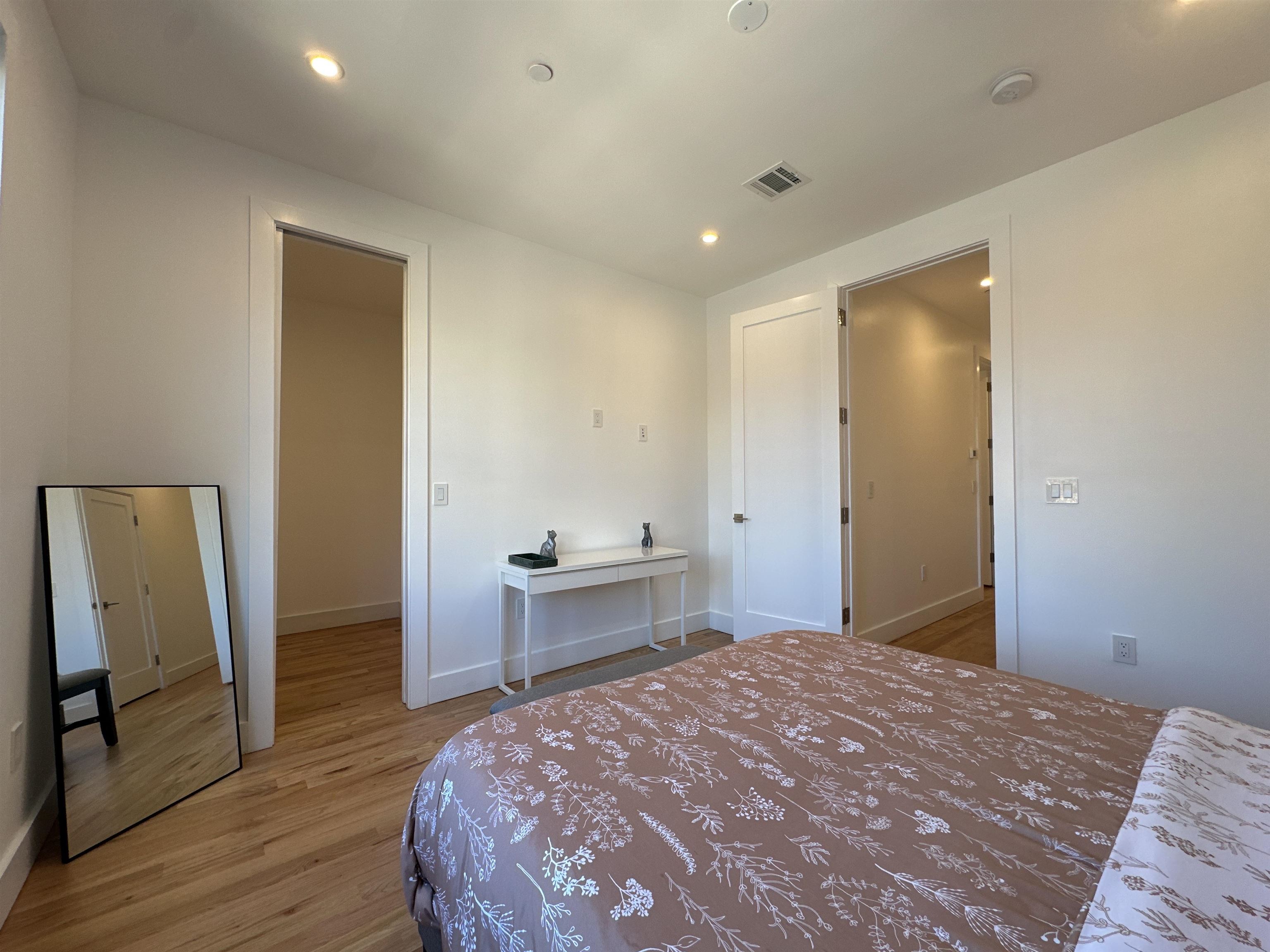 90 Monroe St #2, Hoboken, New Jersey image 32