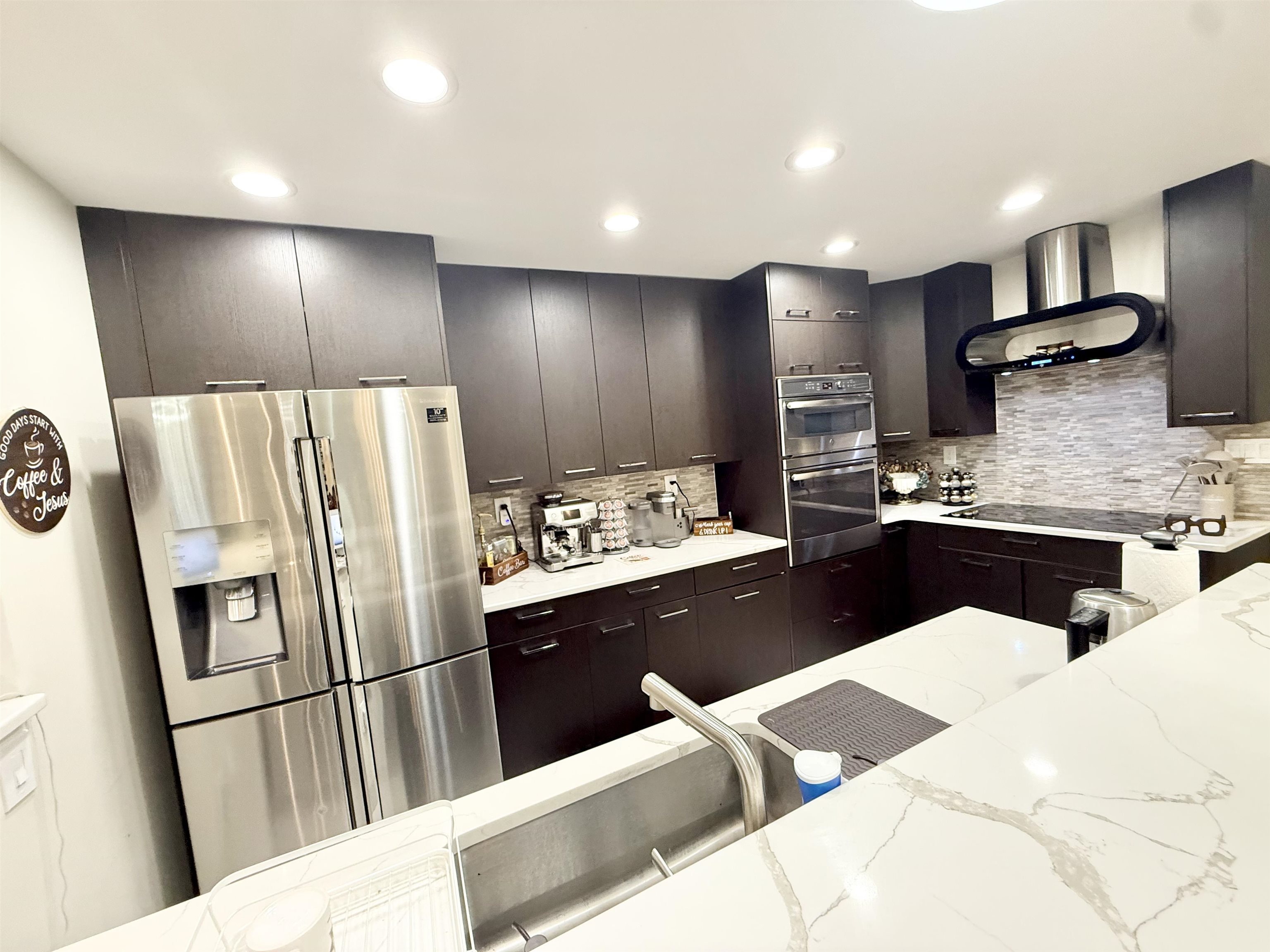 89 West 6th St, Bayonne, New Jersey image 12
