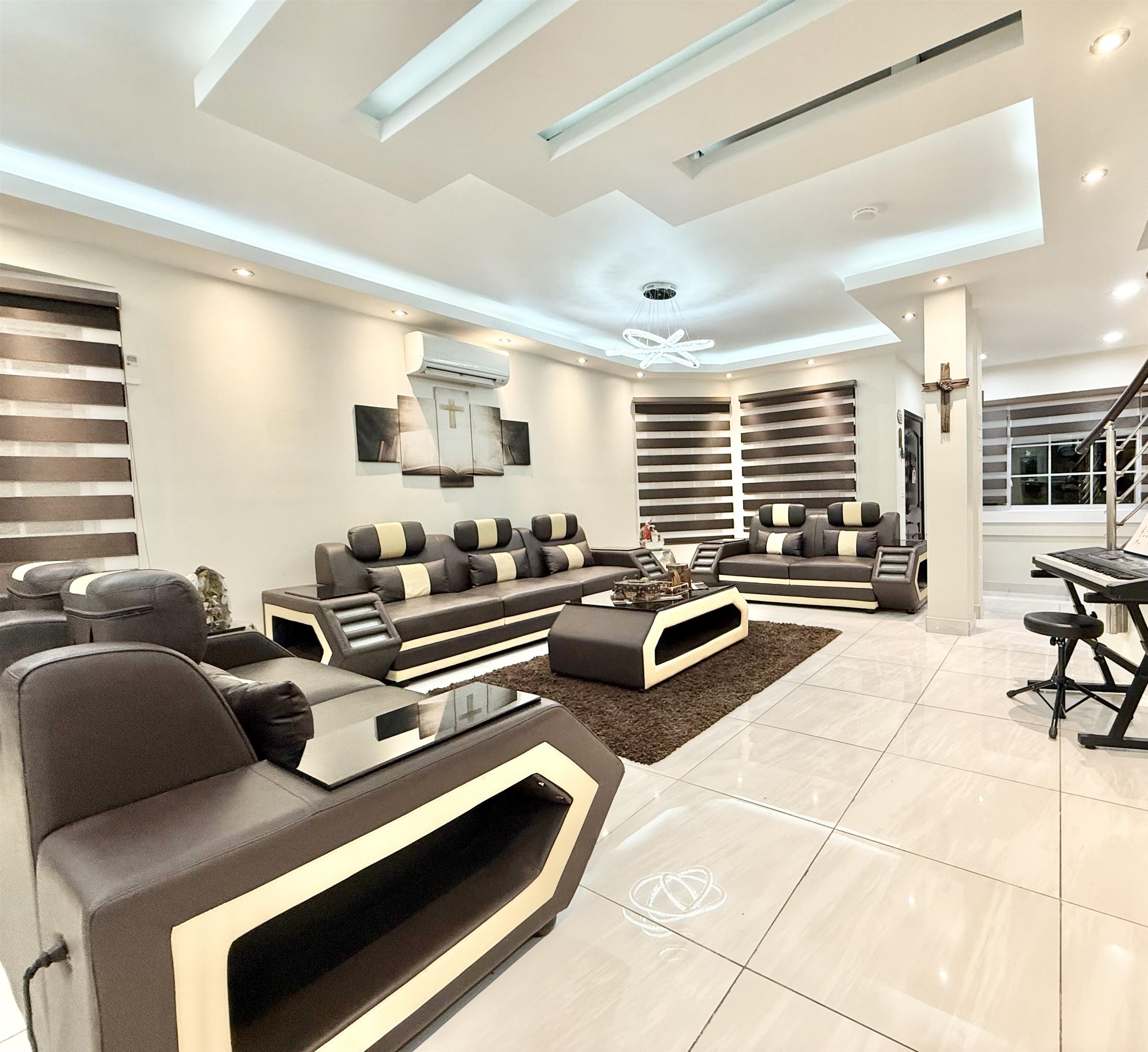 89 West 6th St, Bayonne, New Jersey image 3