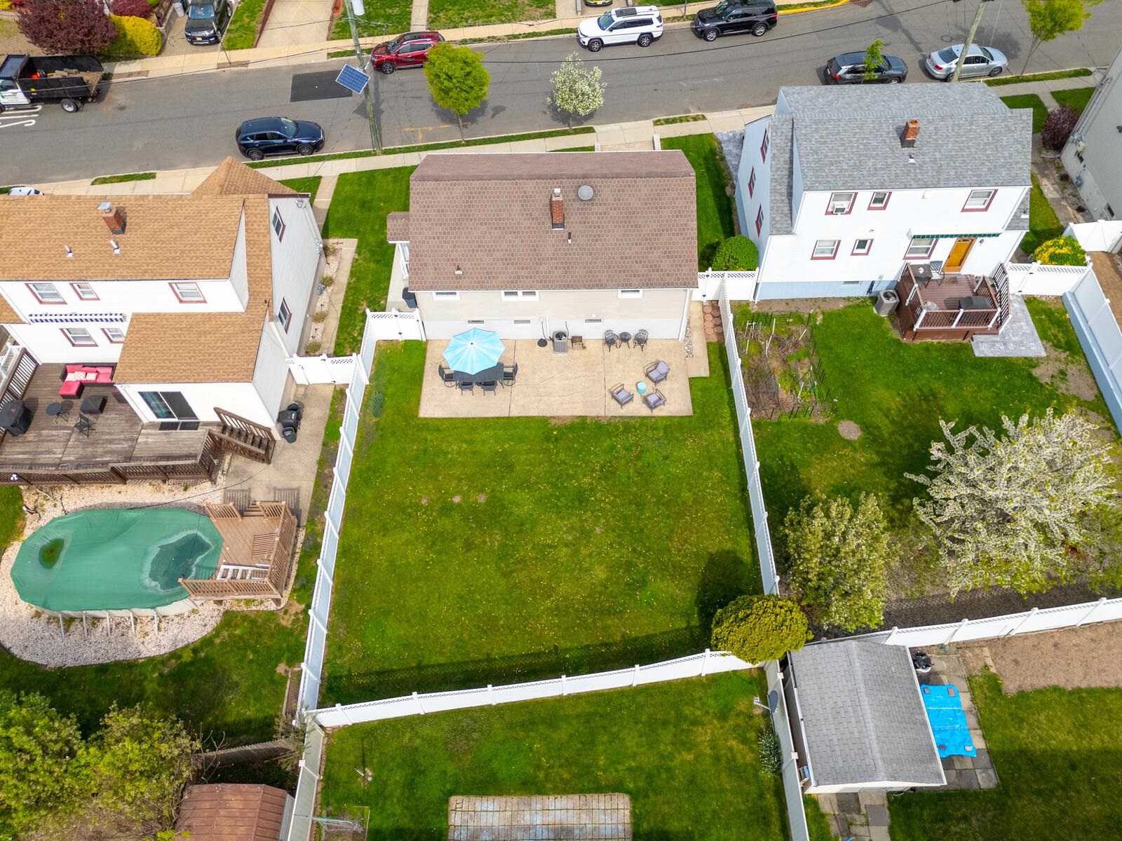 1026 Gillis Pl, Secaucus, New Jersey image 39