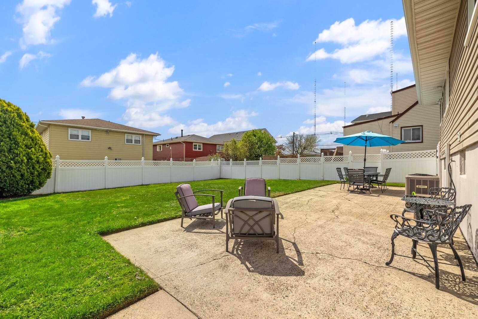 1026 Gillis Pl, Secaucus, New Jersey image 37