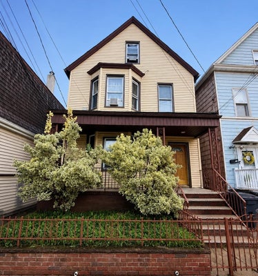 30 W 15TH ST, BAYONNE, NJ 07002 - Image eff2d080d1d9a0ac9bc9a1cb376154f2/2937086100