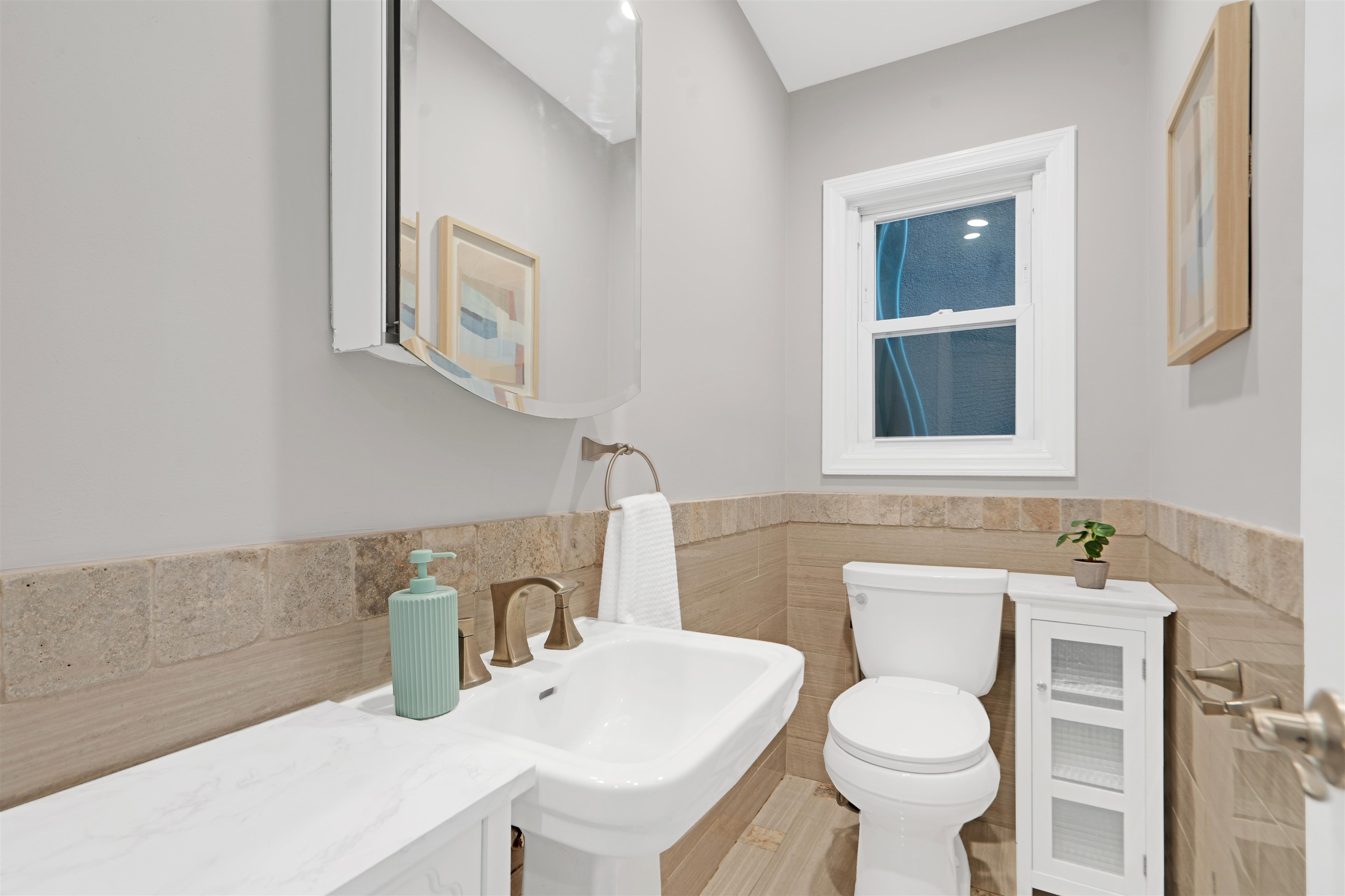 118 Beacon Ave, Jersey City, New Jersey image 16