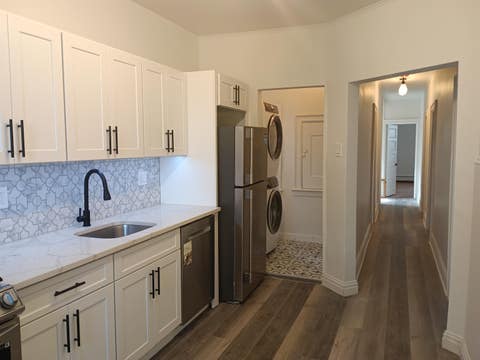 Homes For Rent - 18 Oakland Ave #2<br/> Jersey City, NJ 07306