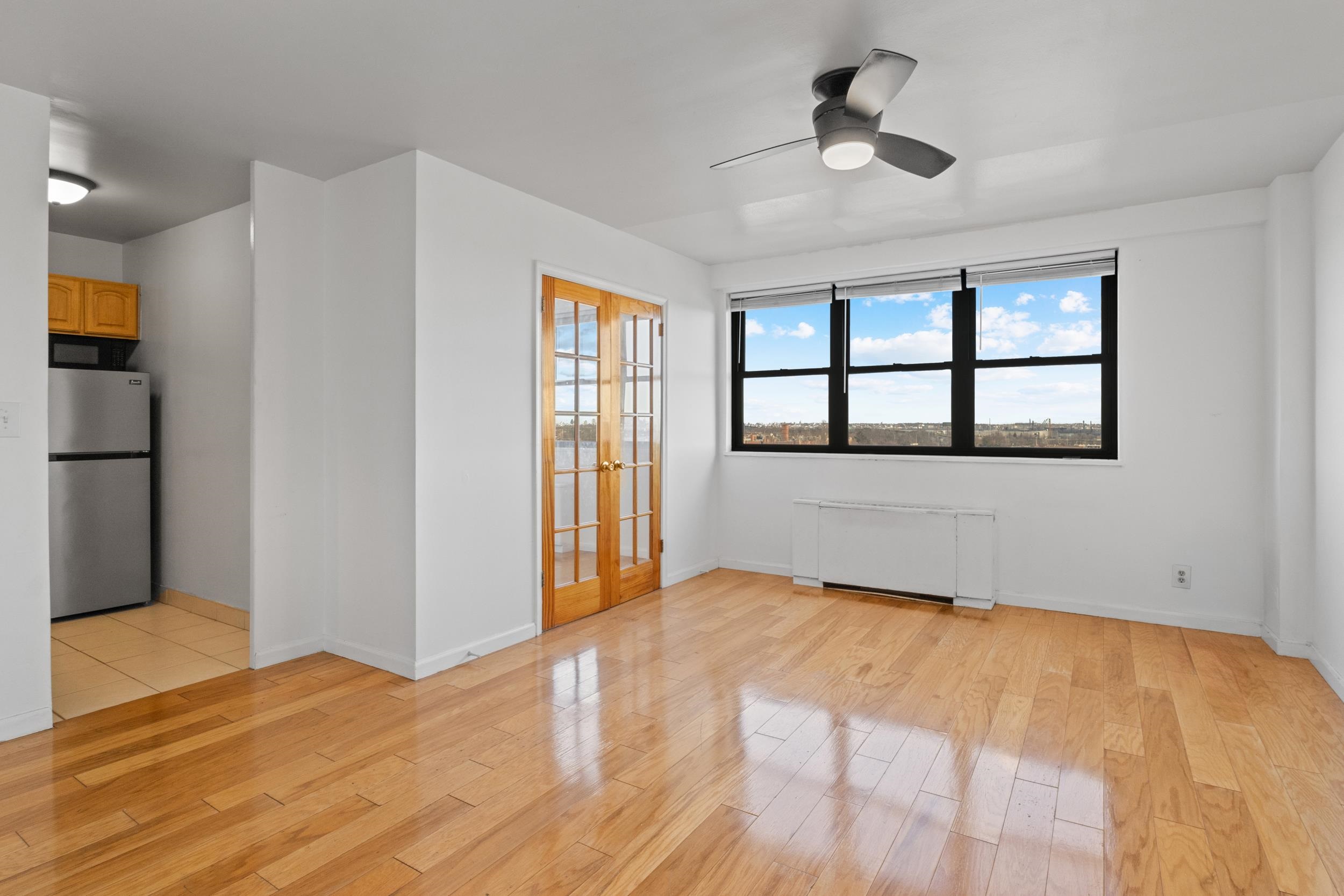 1225 Kennedy Blvd #8I, Bayonne, New Jersey image 4