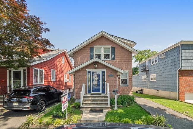 18 Trinity Pl, Kearny, New Jersey image 1