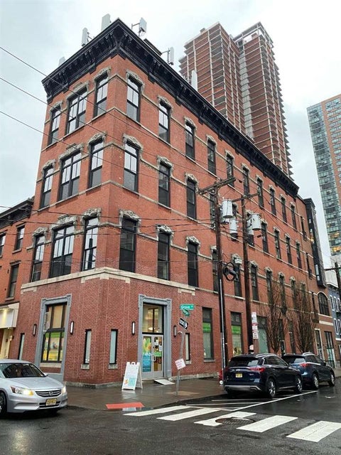 Homes For Rent - 338 Grove St #3D<br/> Jersey City, NJ 07302