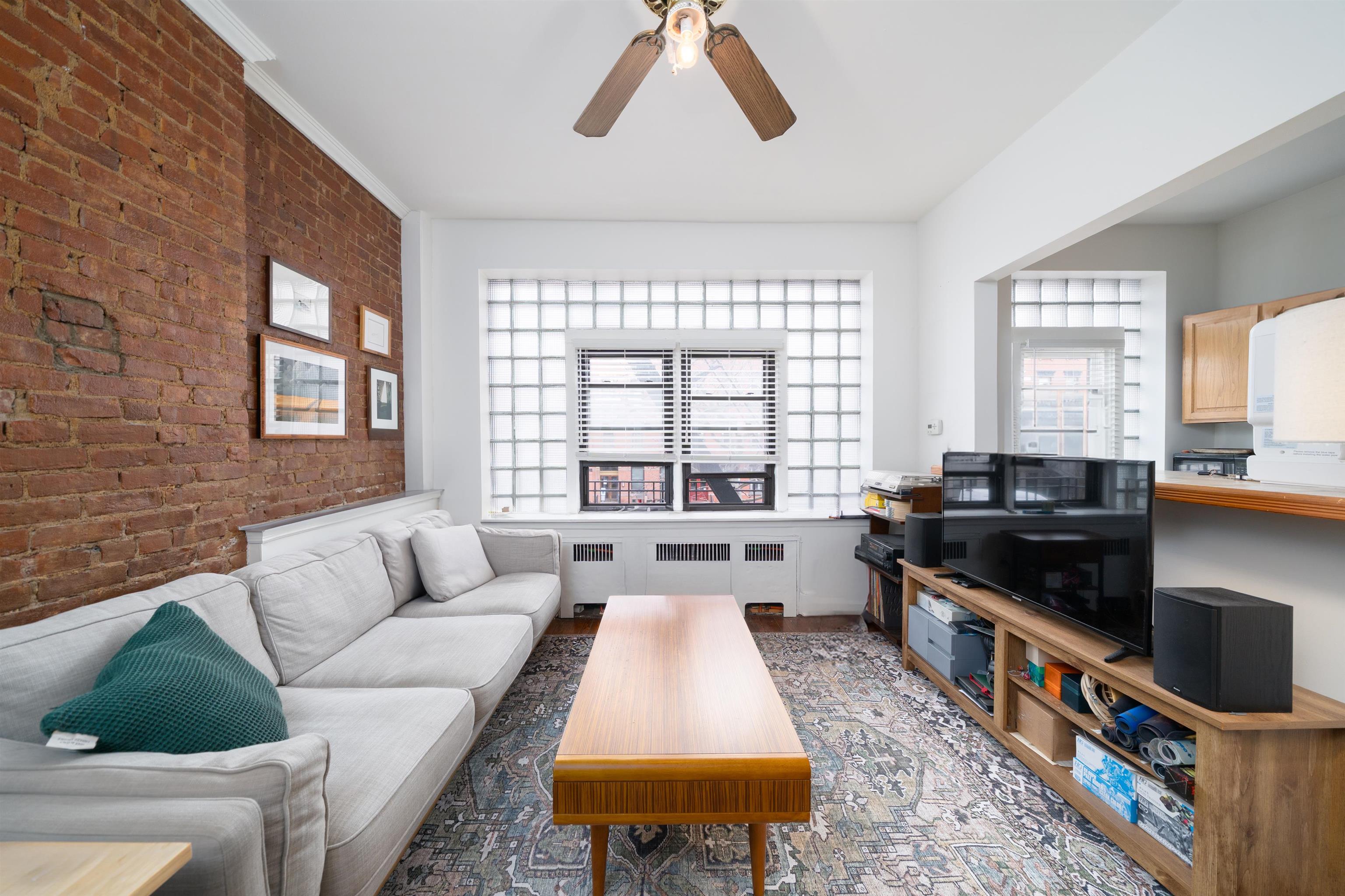 1026 Washington St #2F, Hoboken, New Jersey image 3