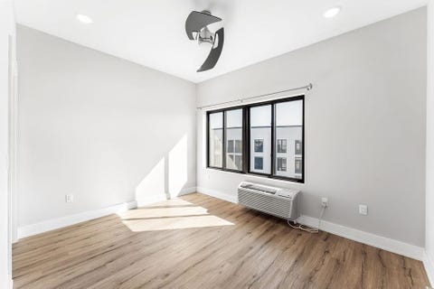 Homes For Rent - 1 Flagship St #318<br/> Bayonne, NJ 07002