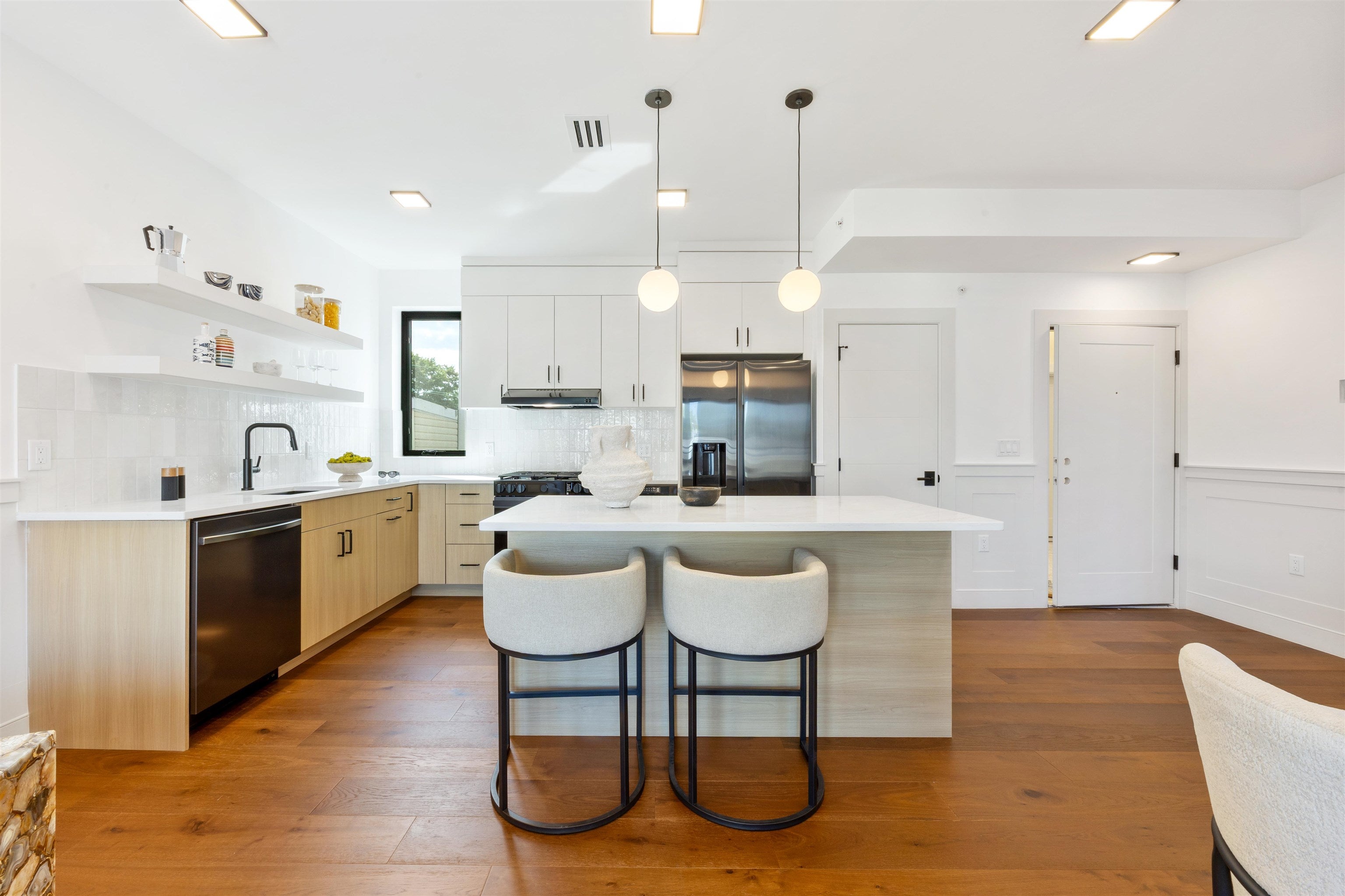 262 NEW YORK AVE 403
