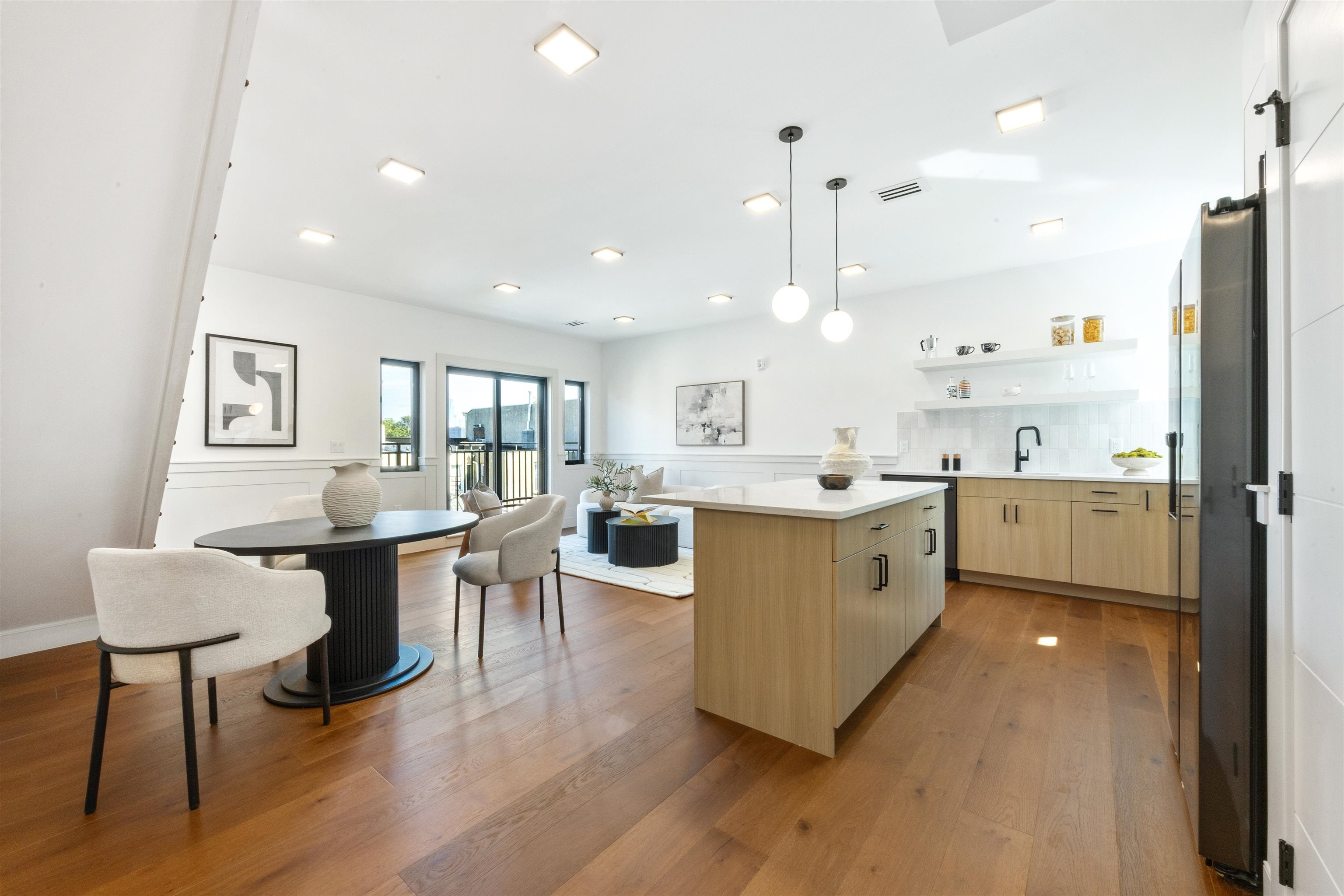 262 NEW YORK AVE 403
