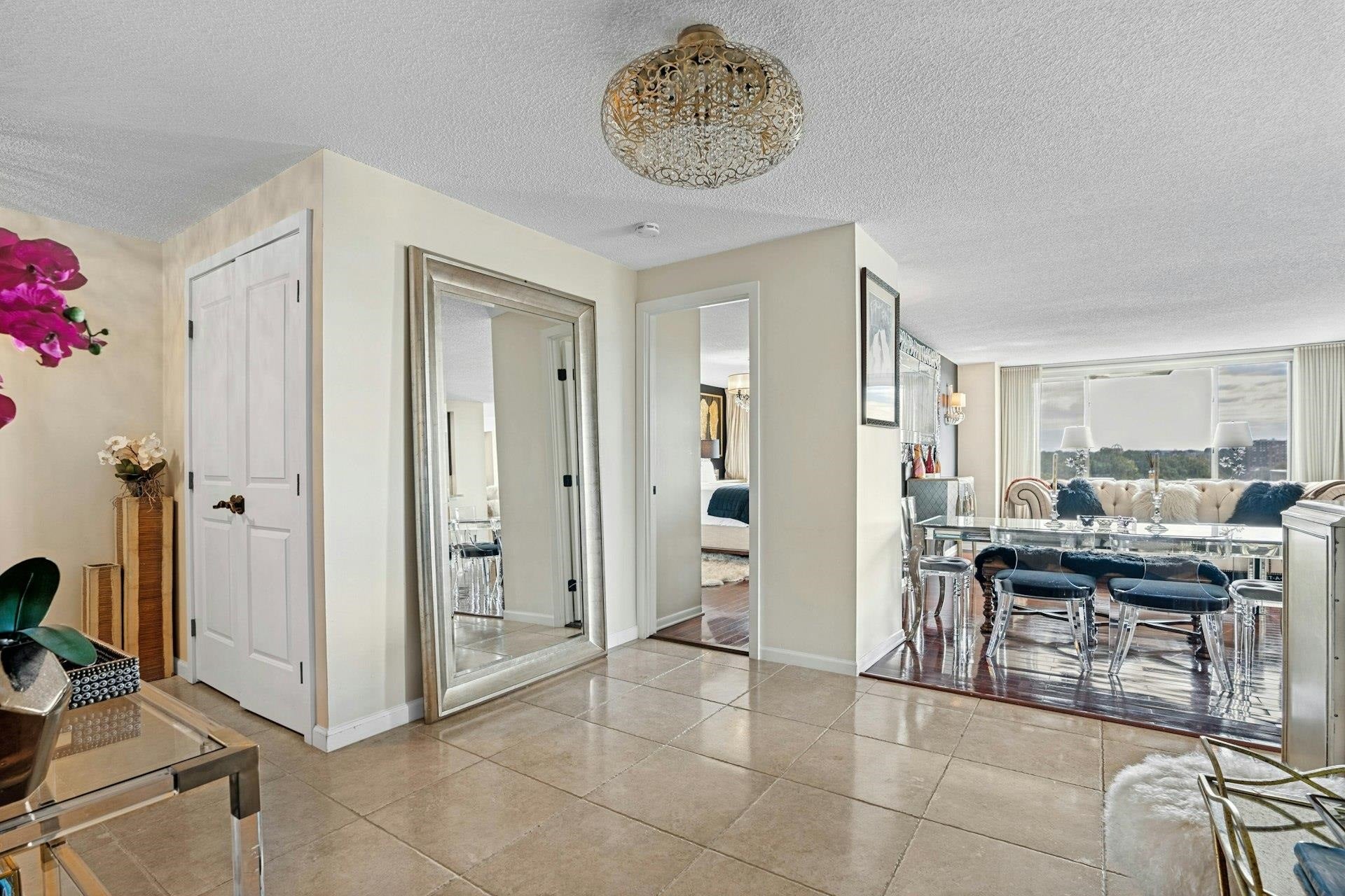 160 OVERLOOK AVE 4C