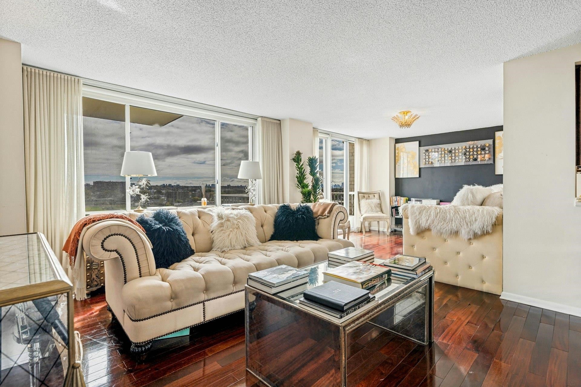 160 OVERLOOK AVE 4C