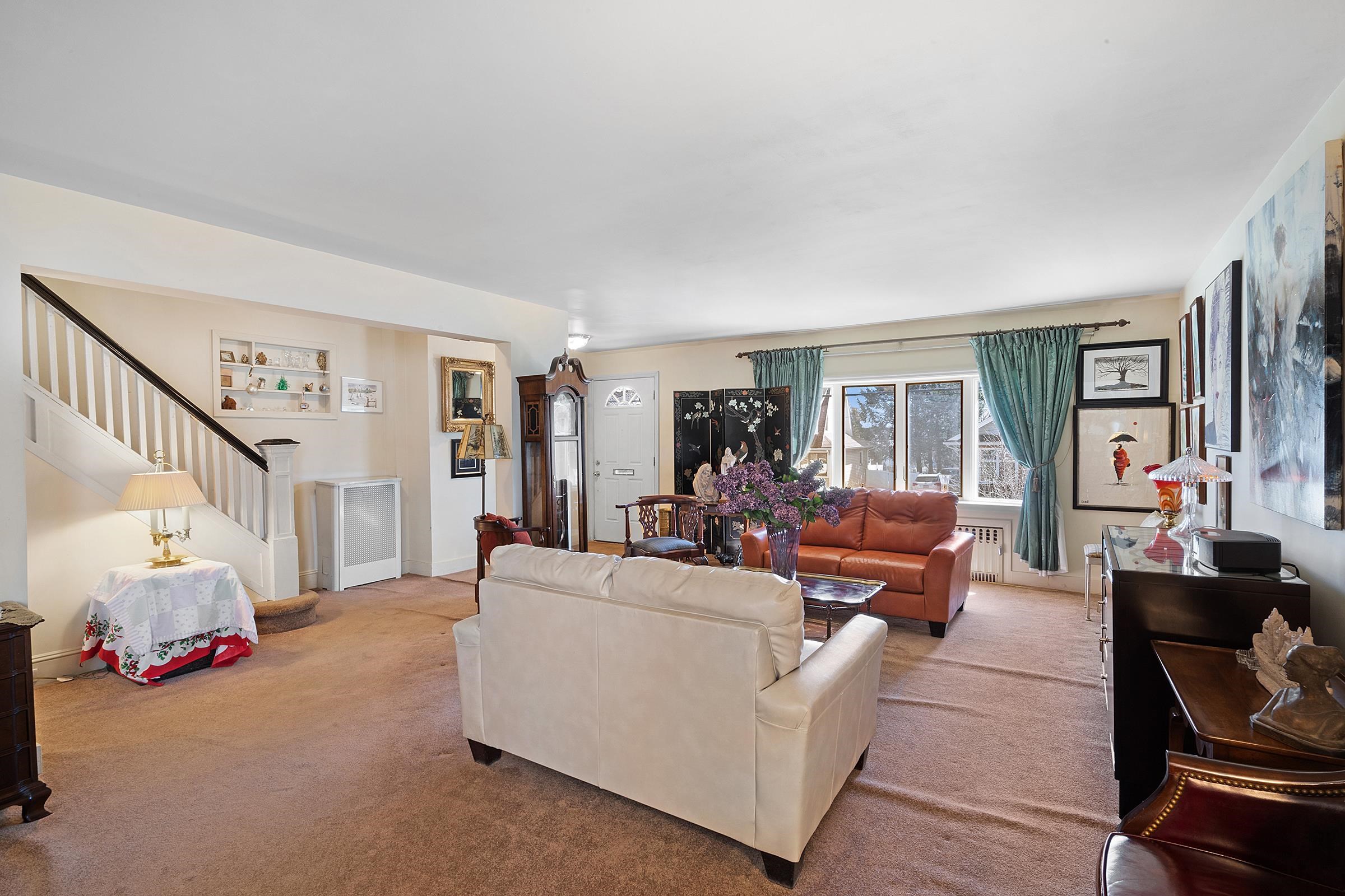 306 Sylvan St, Rutherford, New Jersey image 4